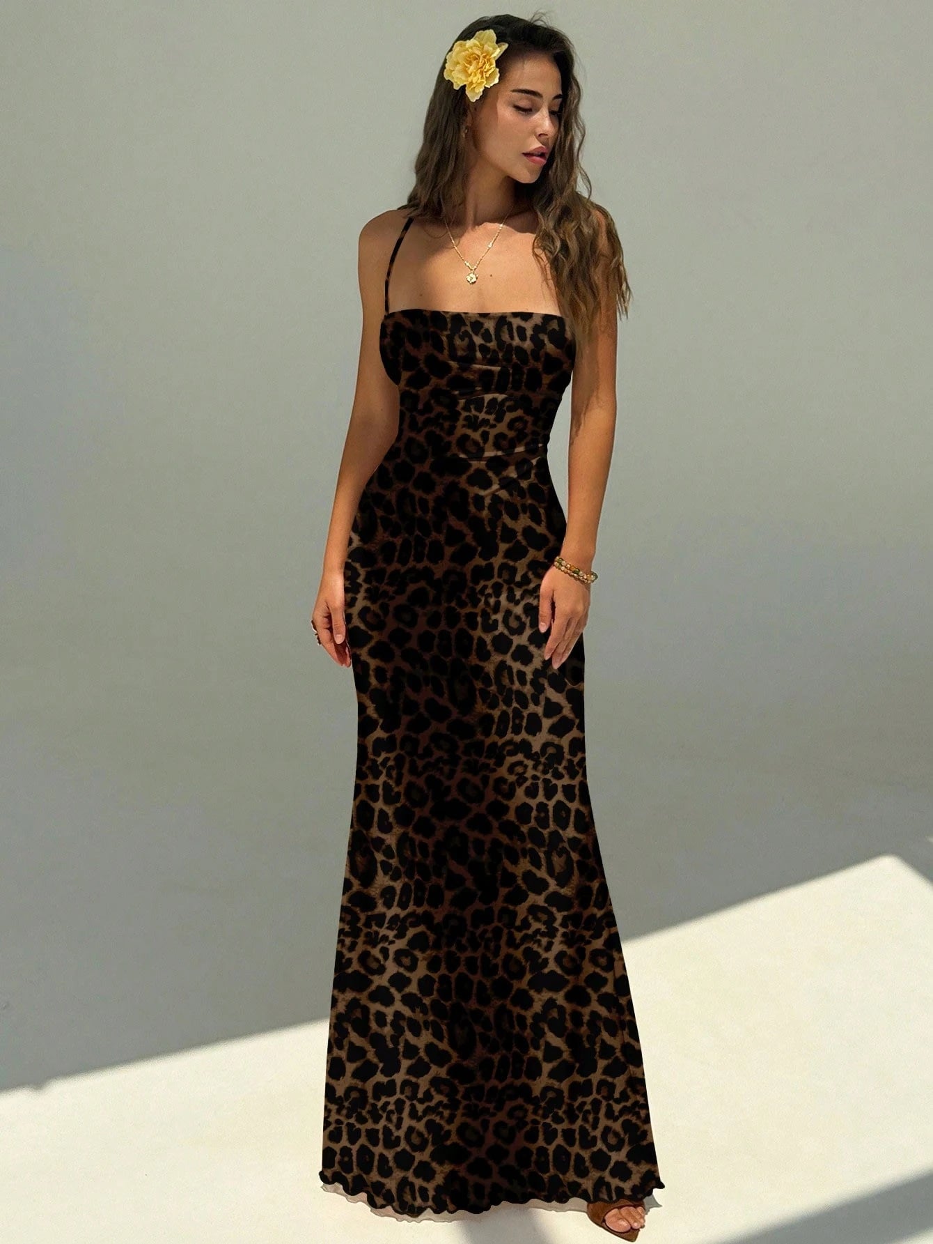 Aloruh Women's Elegant Leopard Print Backless Halter Maxi Party