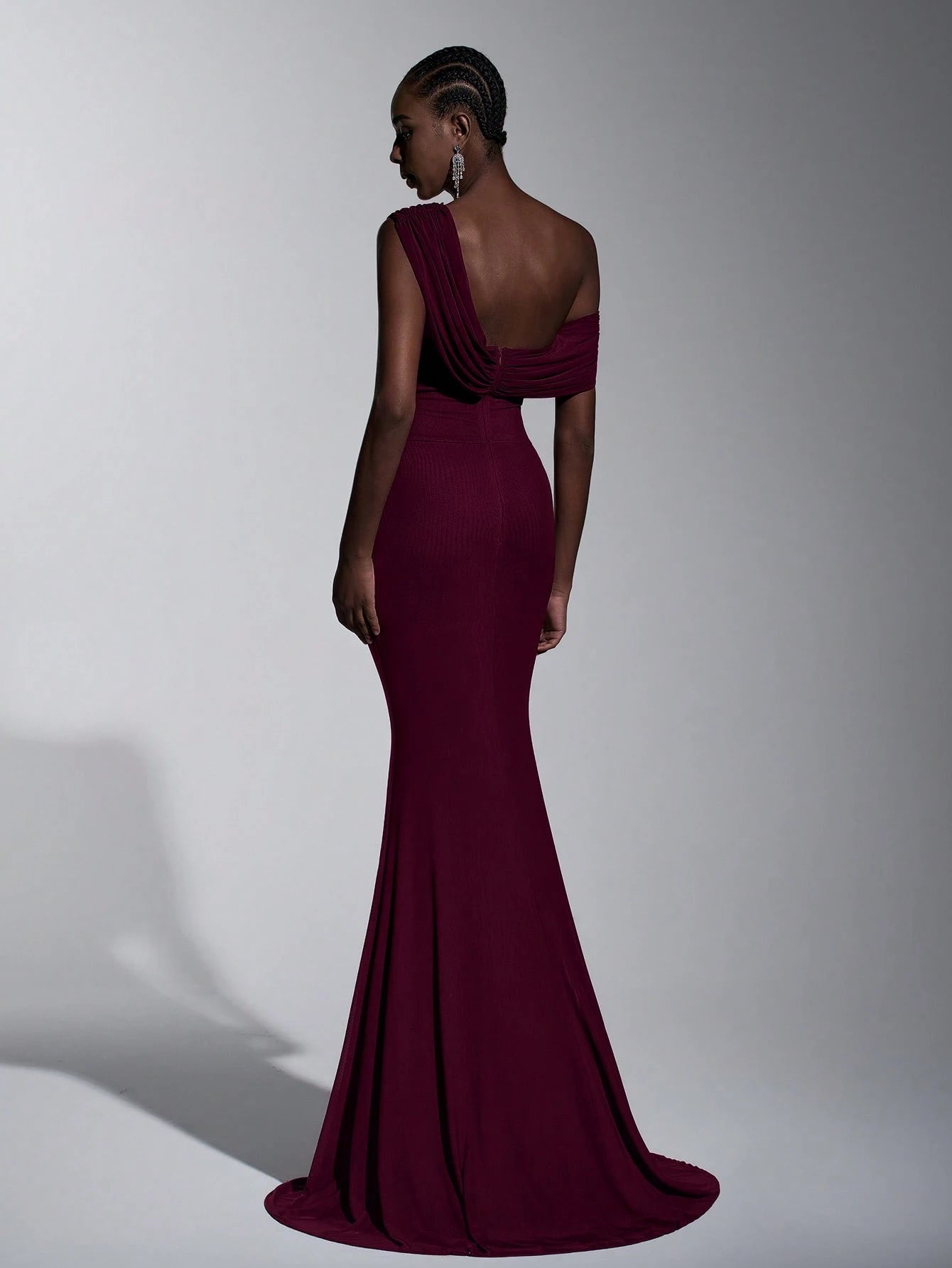 Elitara 2025 New Elegant Navy Blue Mesh One-Shoulder Ruched Decor Fitted Maxi Dress, Suitable For Weddings, - image 10