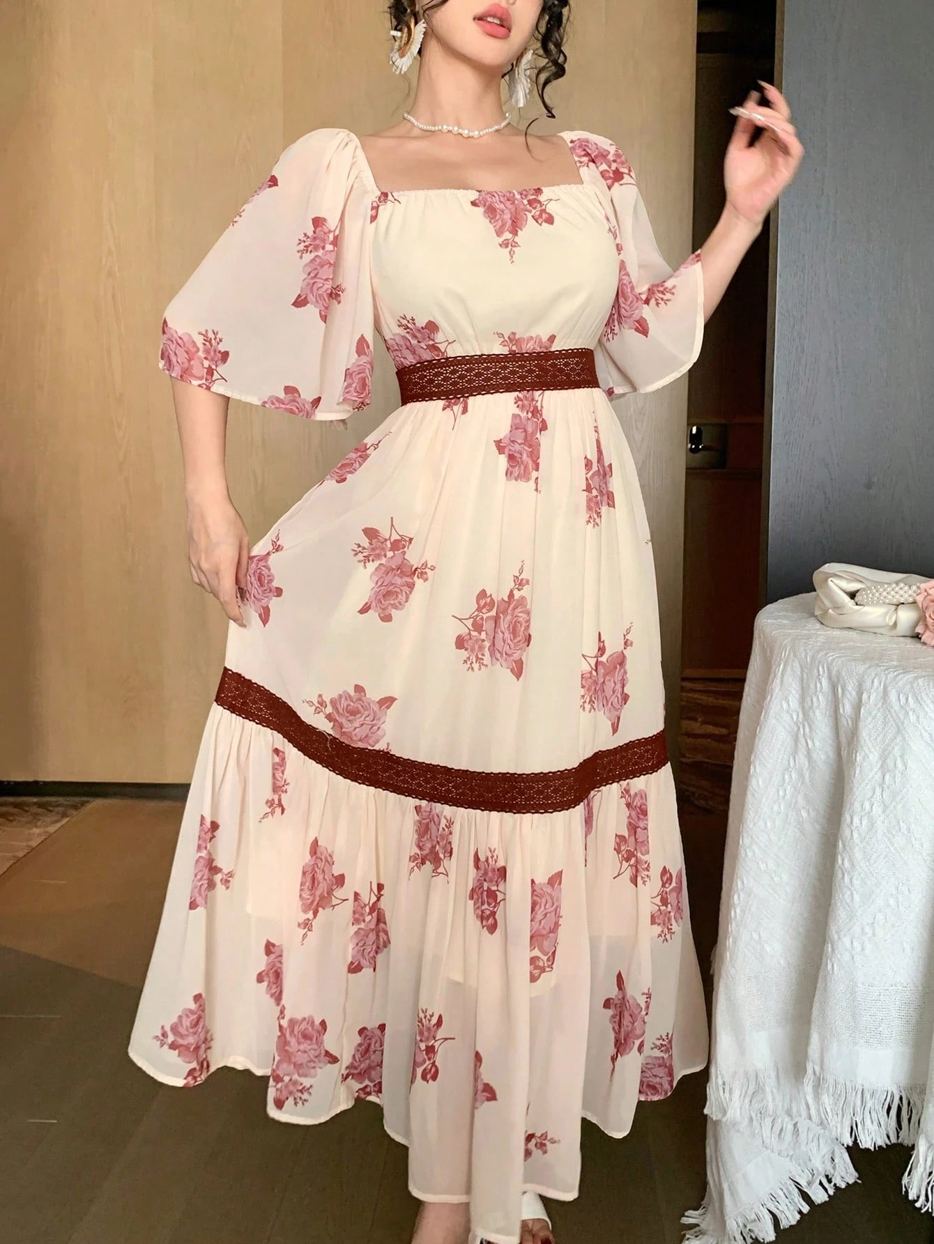DAZY Contrast Color Lace Full Floral Print Mid-Length Dress For Women
