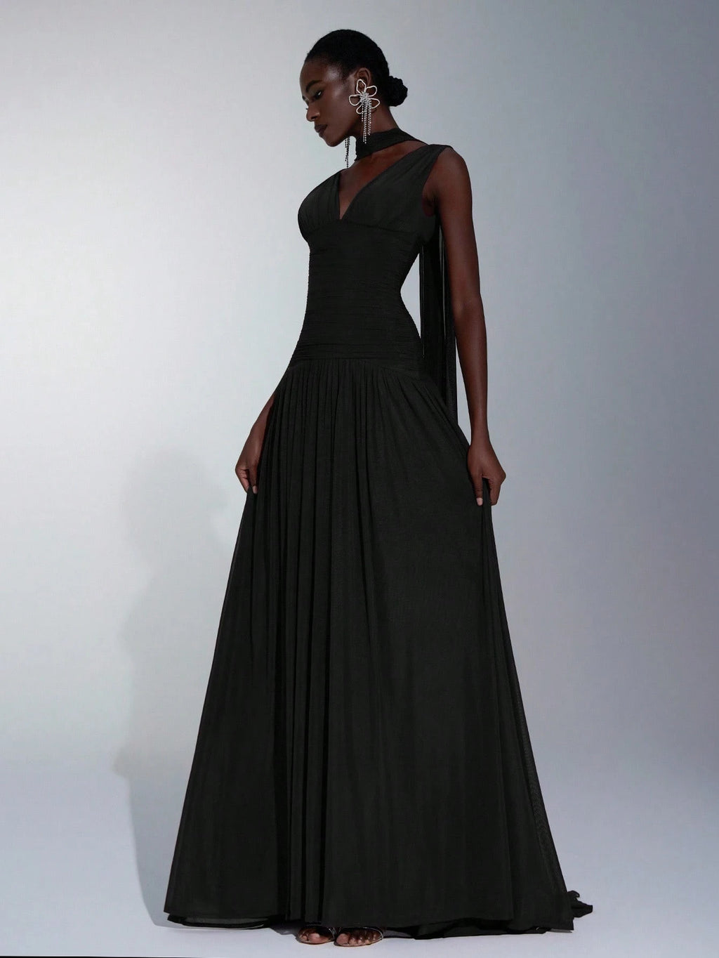Elitara Elegant Burgundy Glossy Mesh V-Neck Ruched A-Line Skirt With Detachable Chiffon Flounce,Old - image 15
