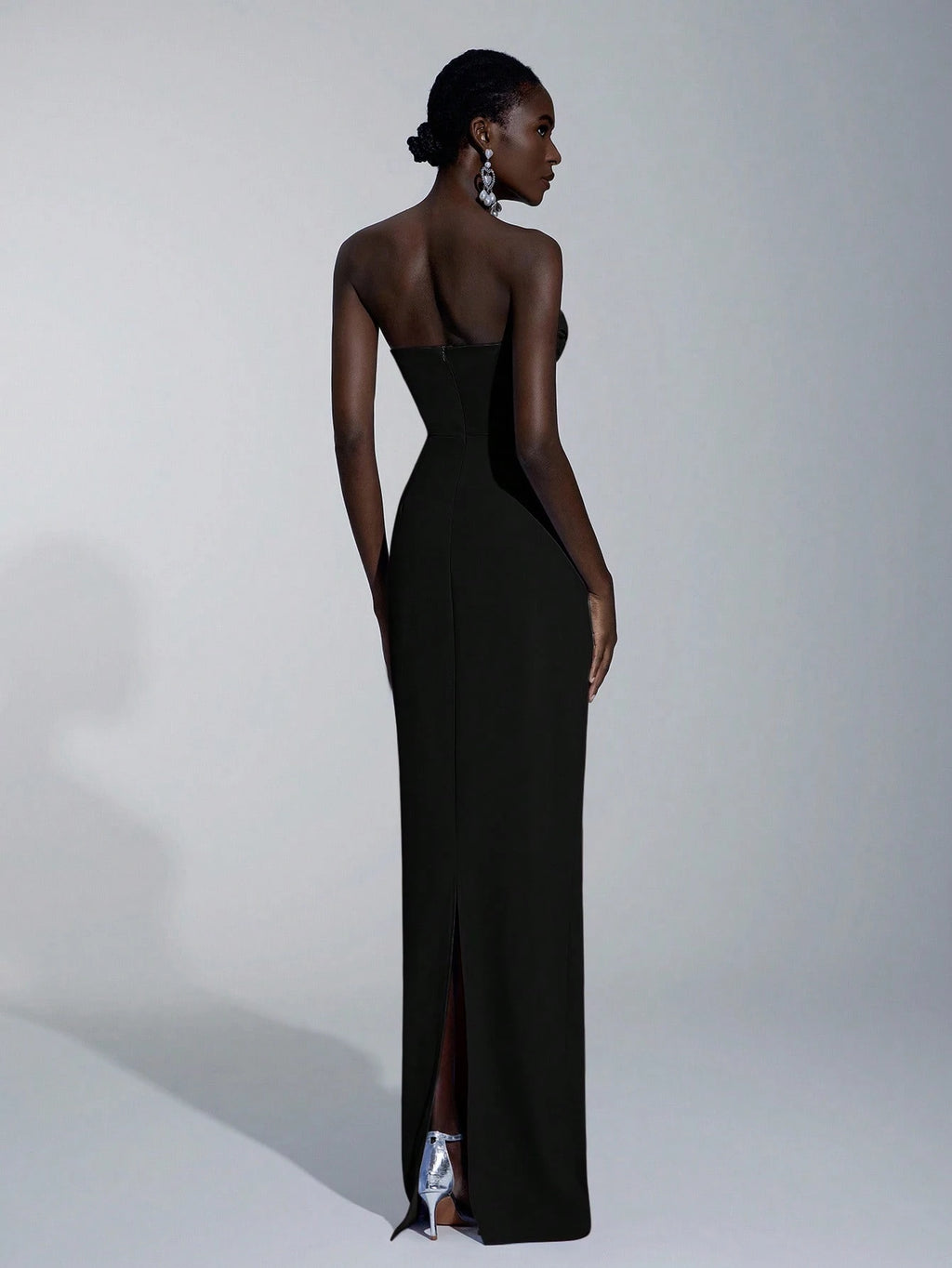 Elitara Elegant Minimalist Split Bandeau Plunging Neckline Fitted Maxi Slit Back Bridesmaid Dress - image 2