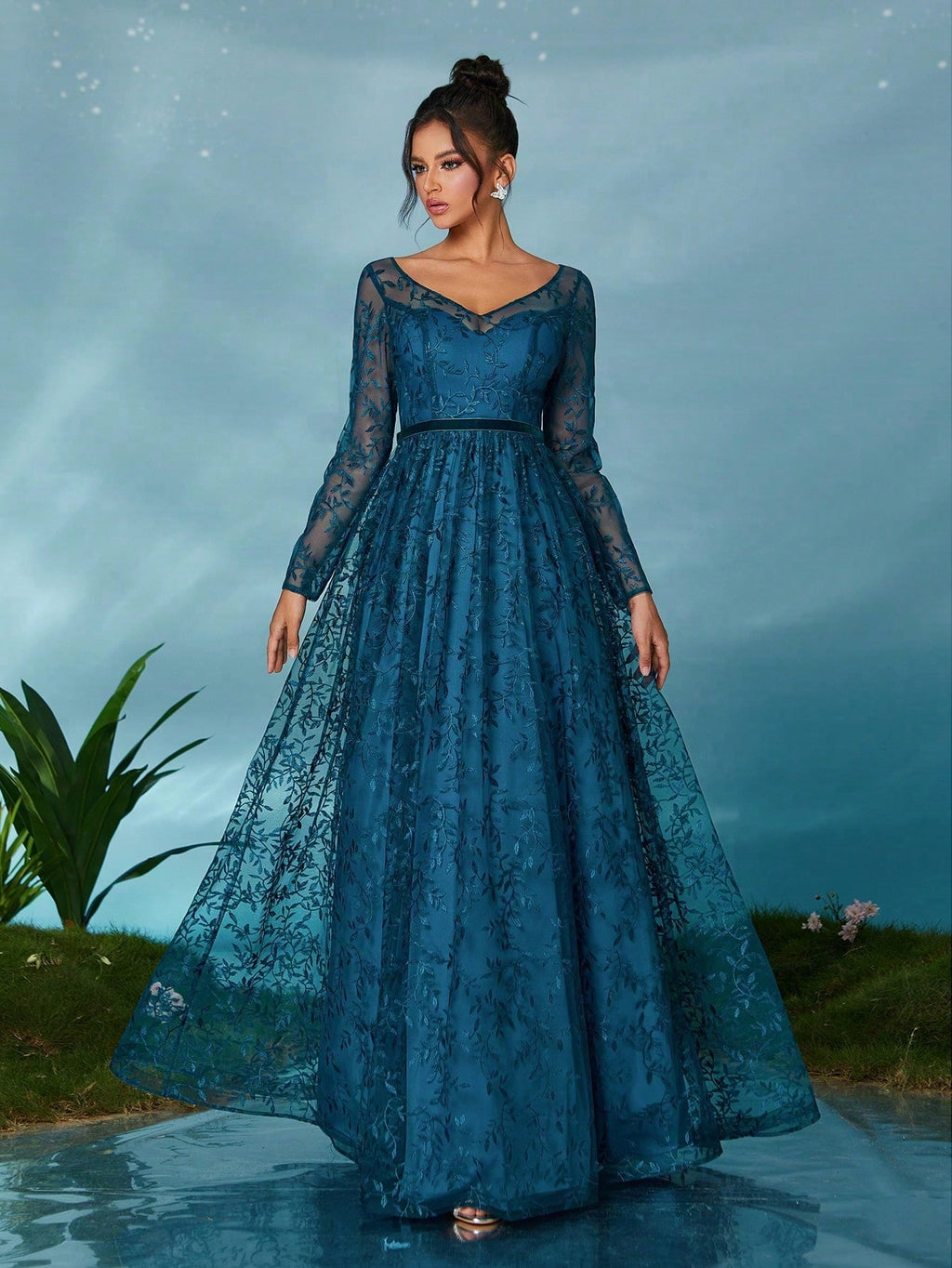 Mgiacy Peacock Blue Floral Lace V-Neck Long Sleeve A-Line Tulle Maxi Dress, Elegant Women's Summer Wedding,