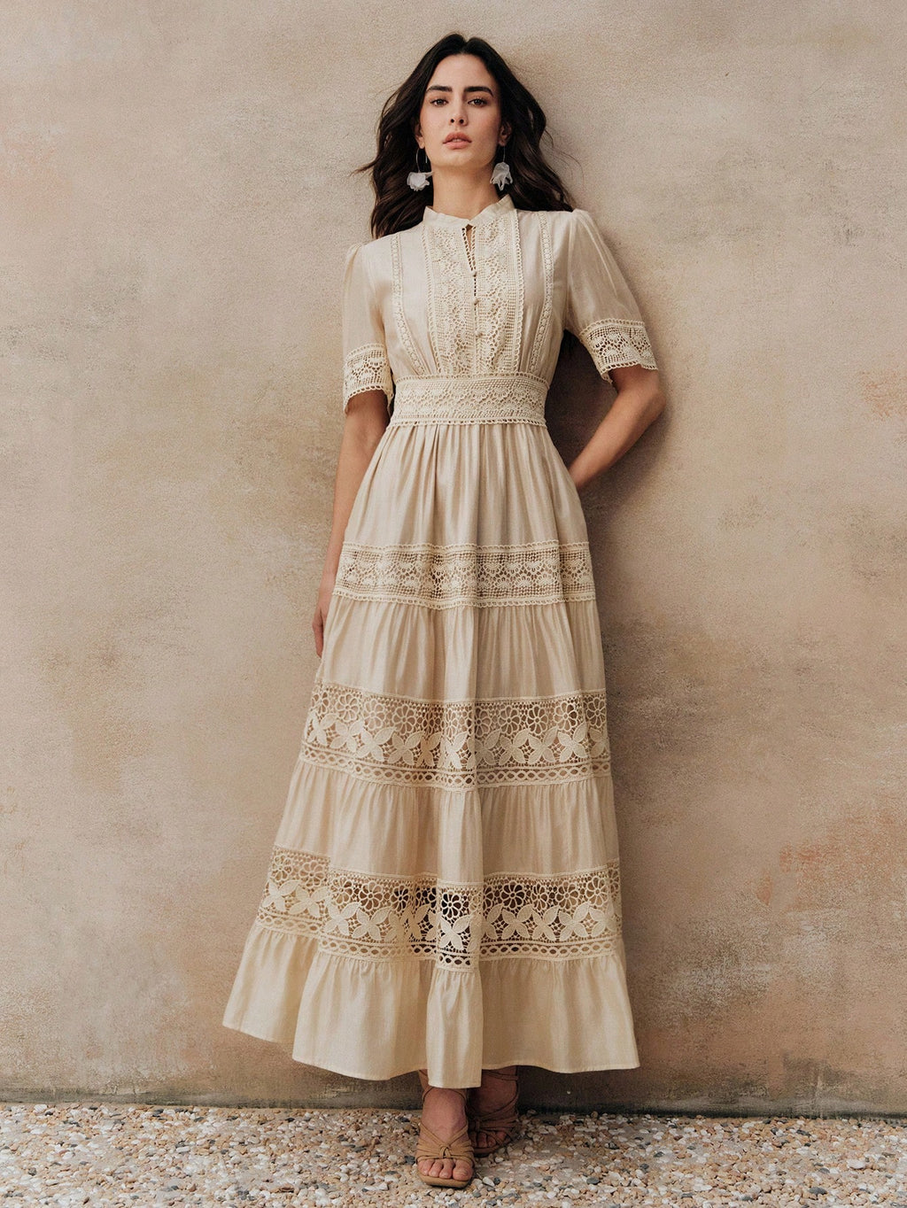 Anewsta Elegant Solid Color Lace Patchwork Round Neck Waist Cinched