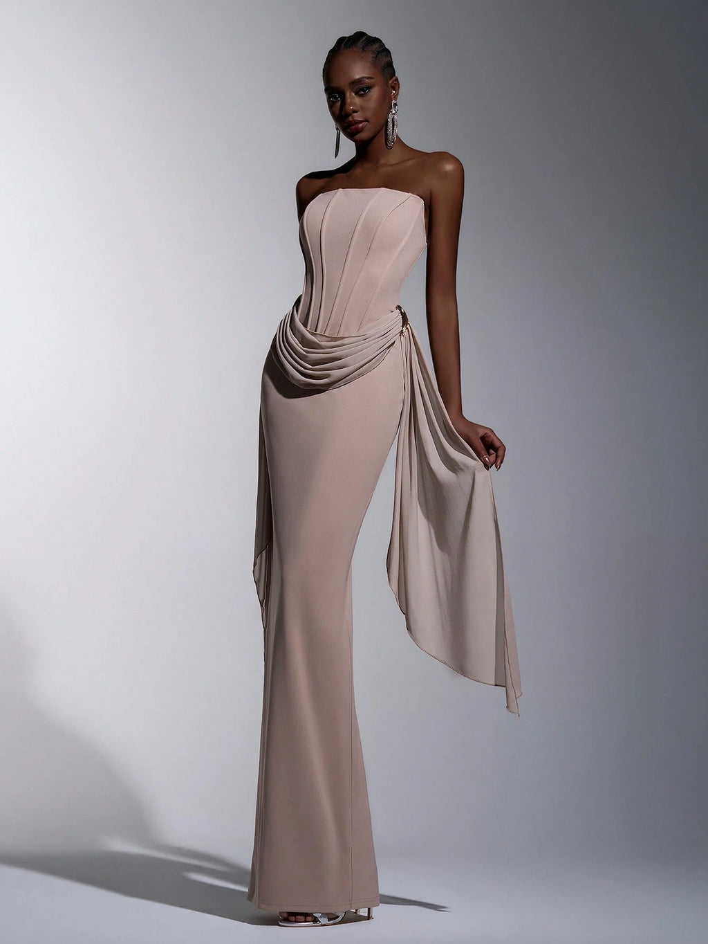 Elitara Sage Green,Summer,Elegant,Formal,Wedding Strapless Dress With Fish Bone & Metal Decor,Back