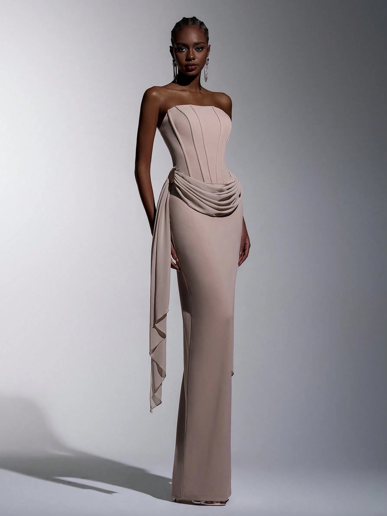 Elitara Sage Green,Summer,Elegant,Formal,Wedding Strapless Dress With Fish Bone & Metal Decor,Back - image 4