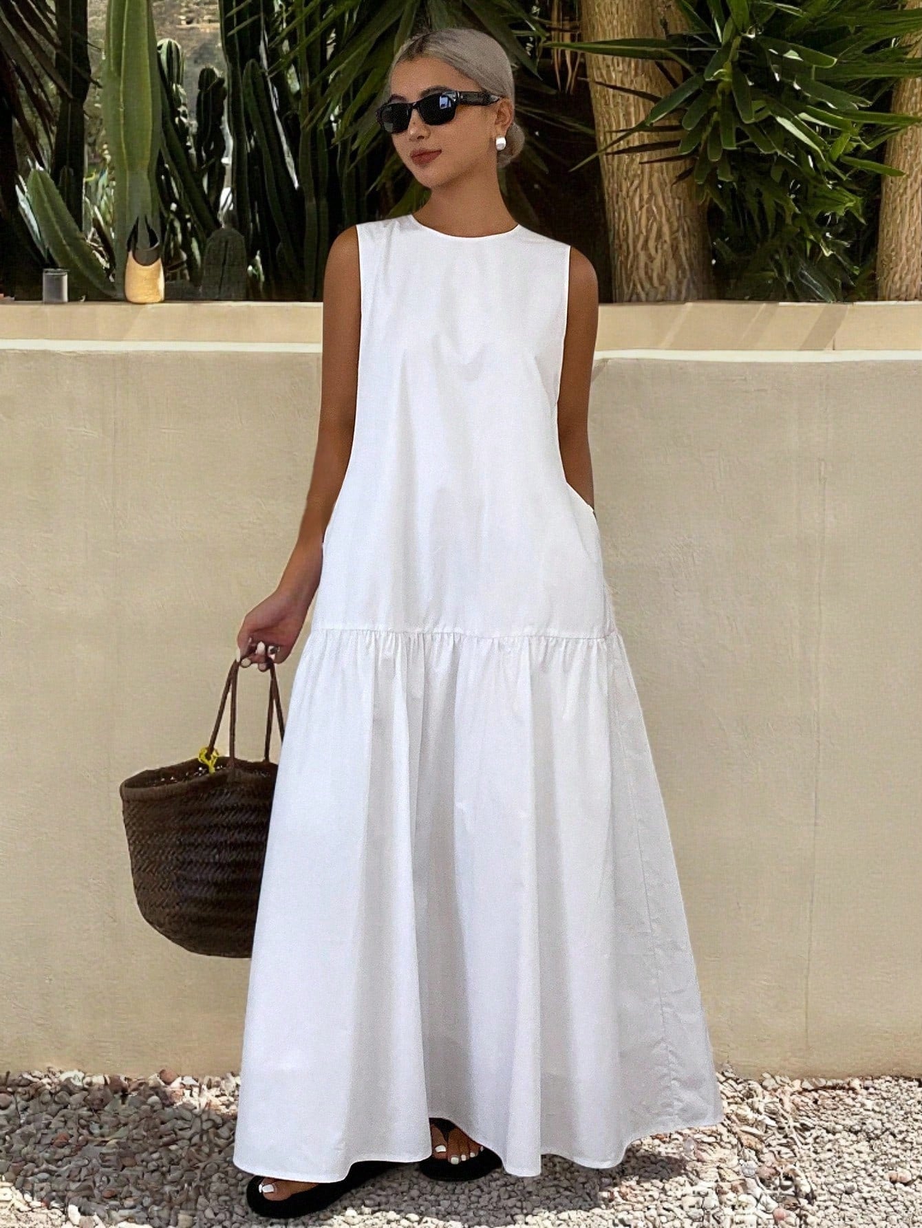 Livesso Women's Casual Solid Color Sleeveless Long Dress, Summer