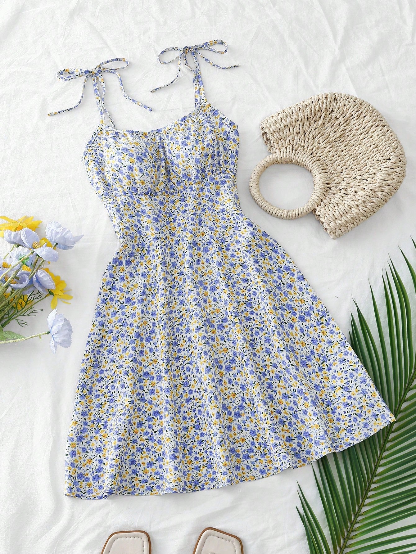 Breezaya Women's Spaghetti Strap Tie-Up Ditsy Floral Mini Dress