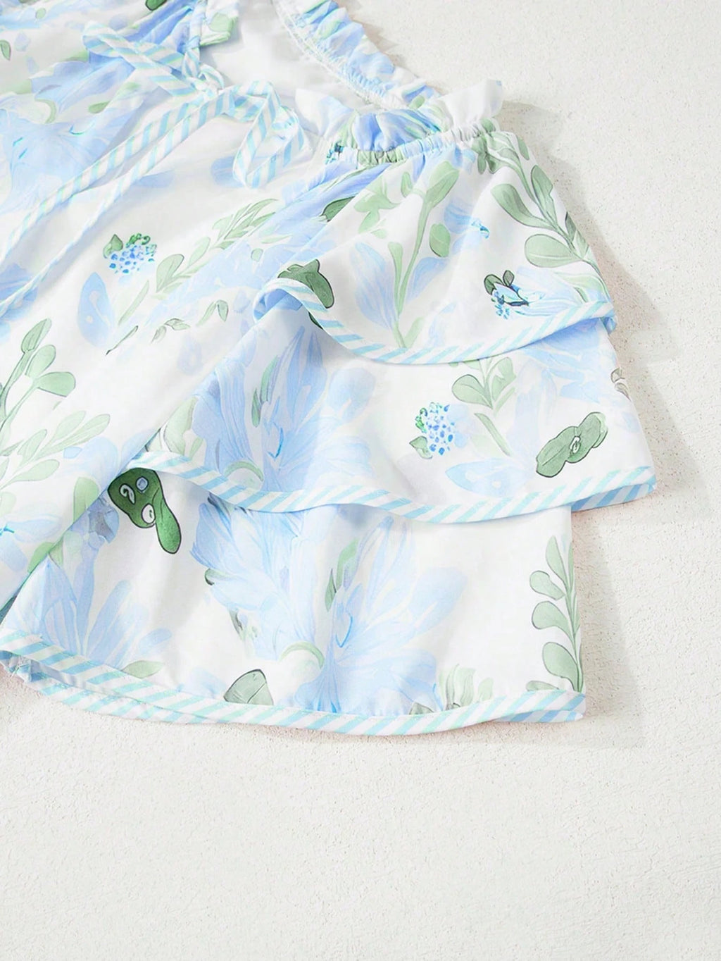 Acelitt Summer Light Blue Floral Contrast Edge Layered Short Sleeve