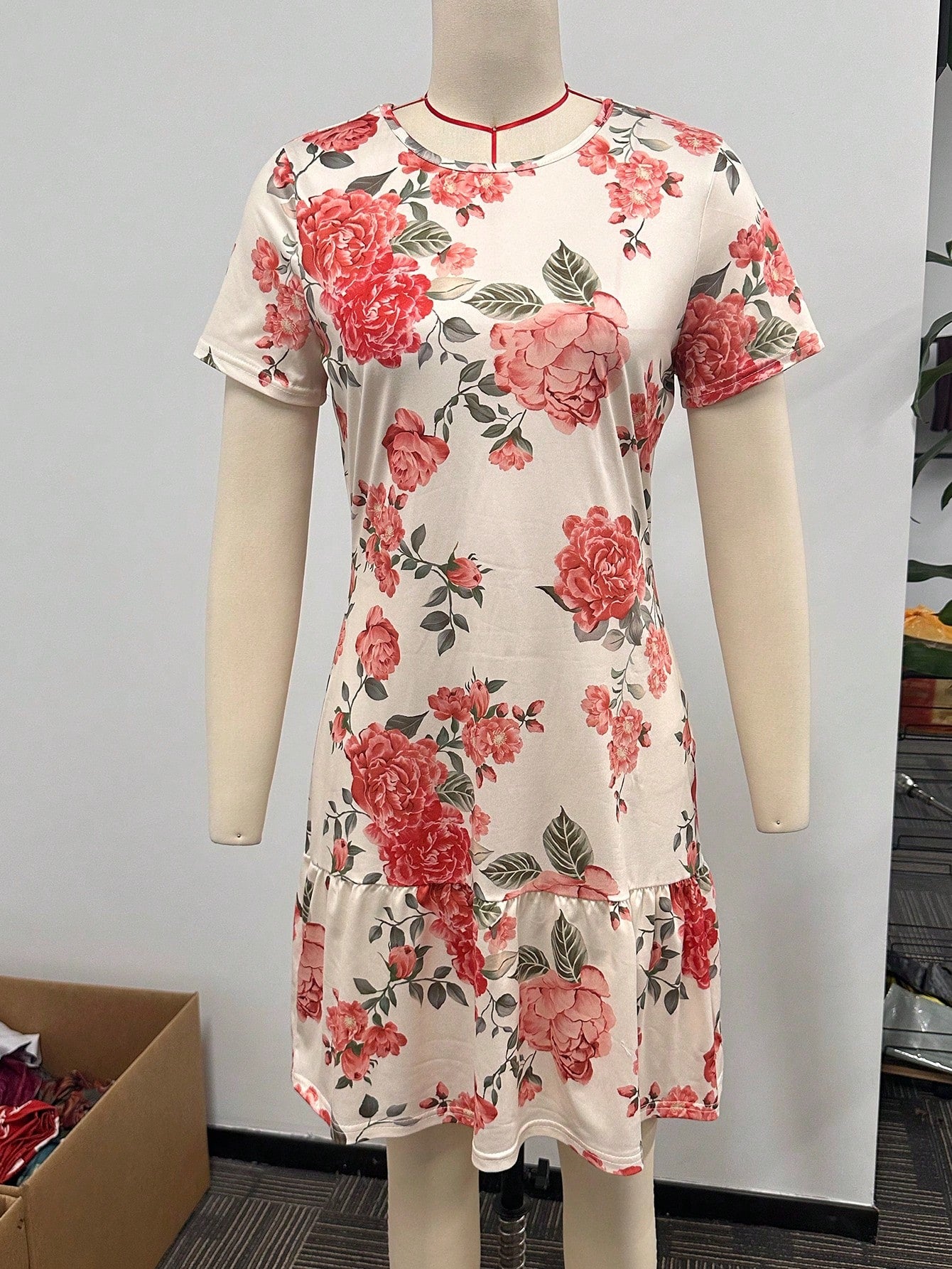 New Arrival Spring/Summer Fashion Digital Printed Milk Silk Fabric