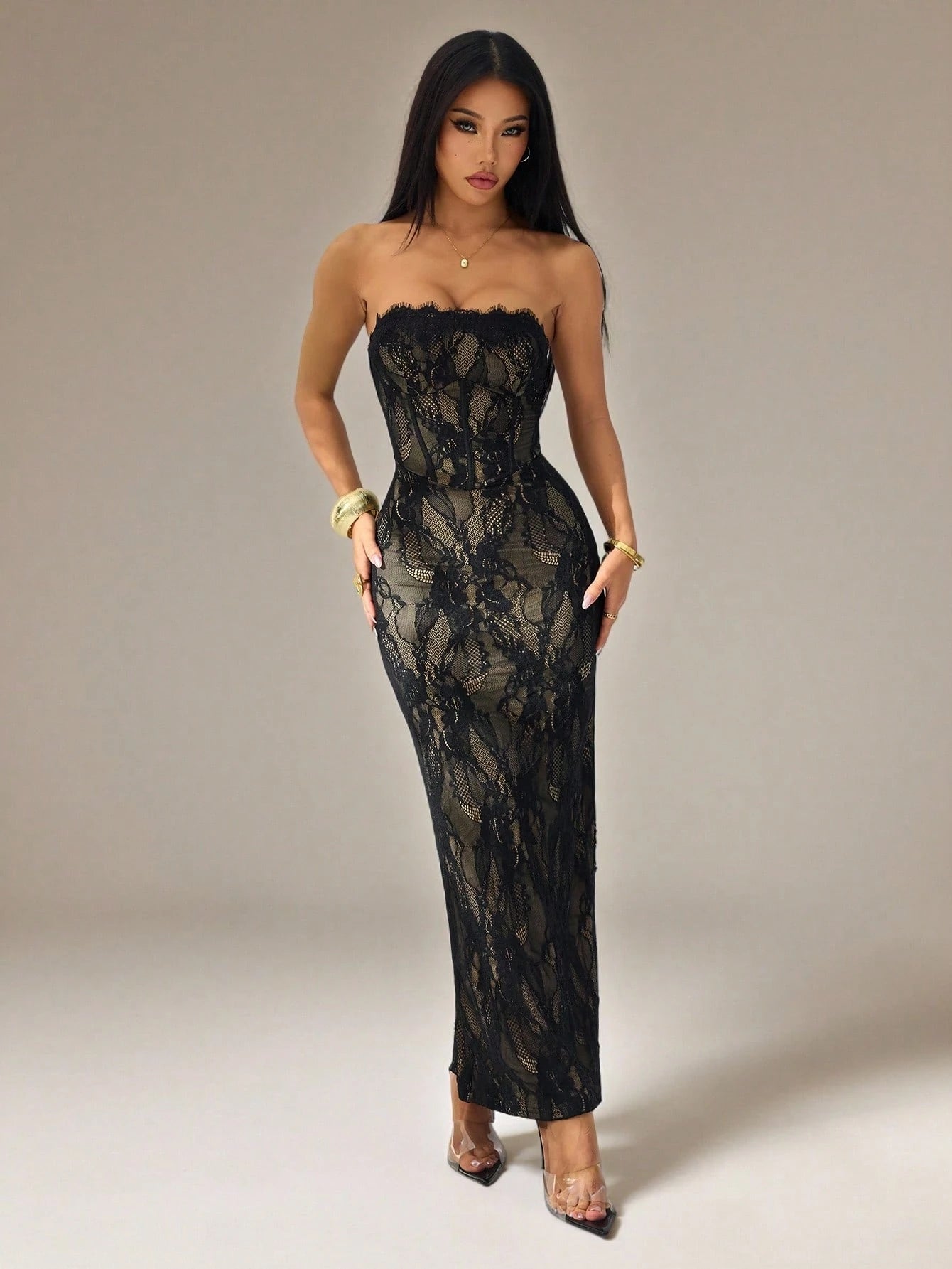 PETITE Women's Elegant Black Floral Lace Square Neck Bustier Tight