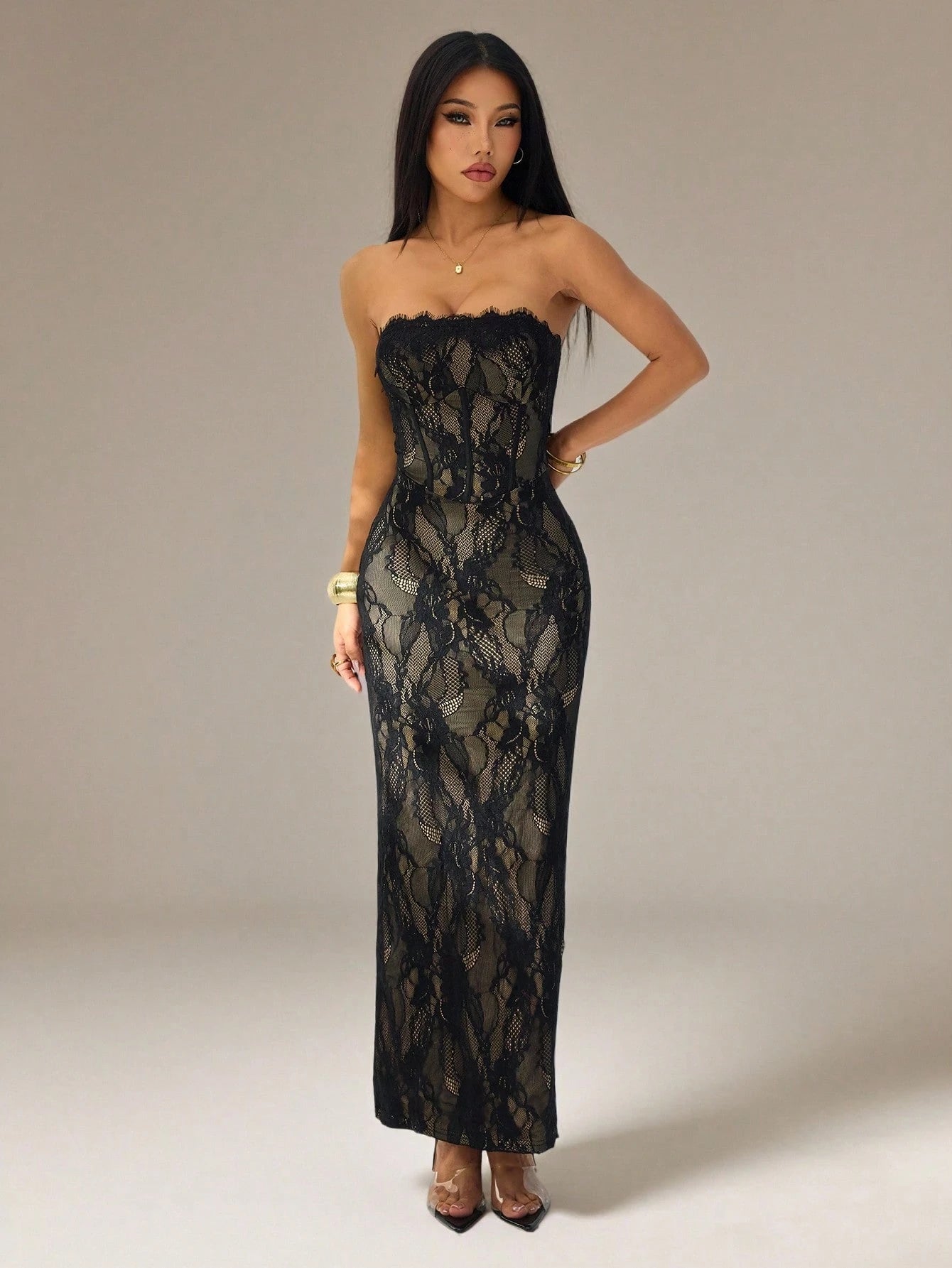 PETITE Women's Elegant Black Floral Lace Square Neck Bustier Tight