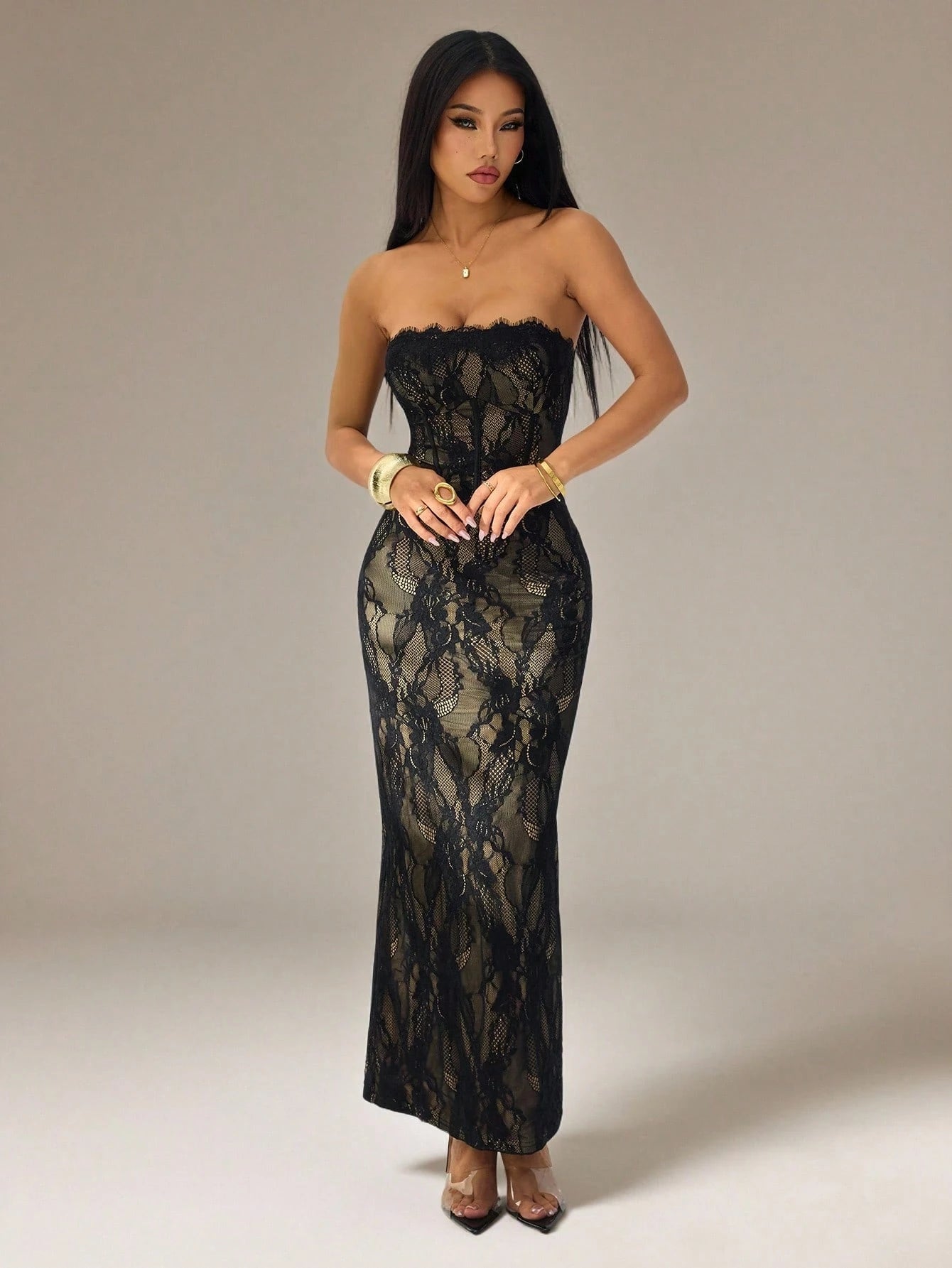 PETITE Women's Elegant Black Floral Lace Square Neck Bustier Tight