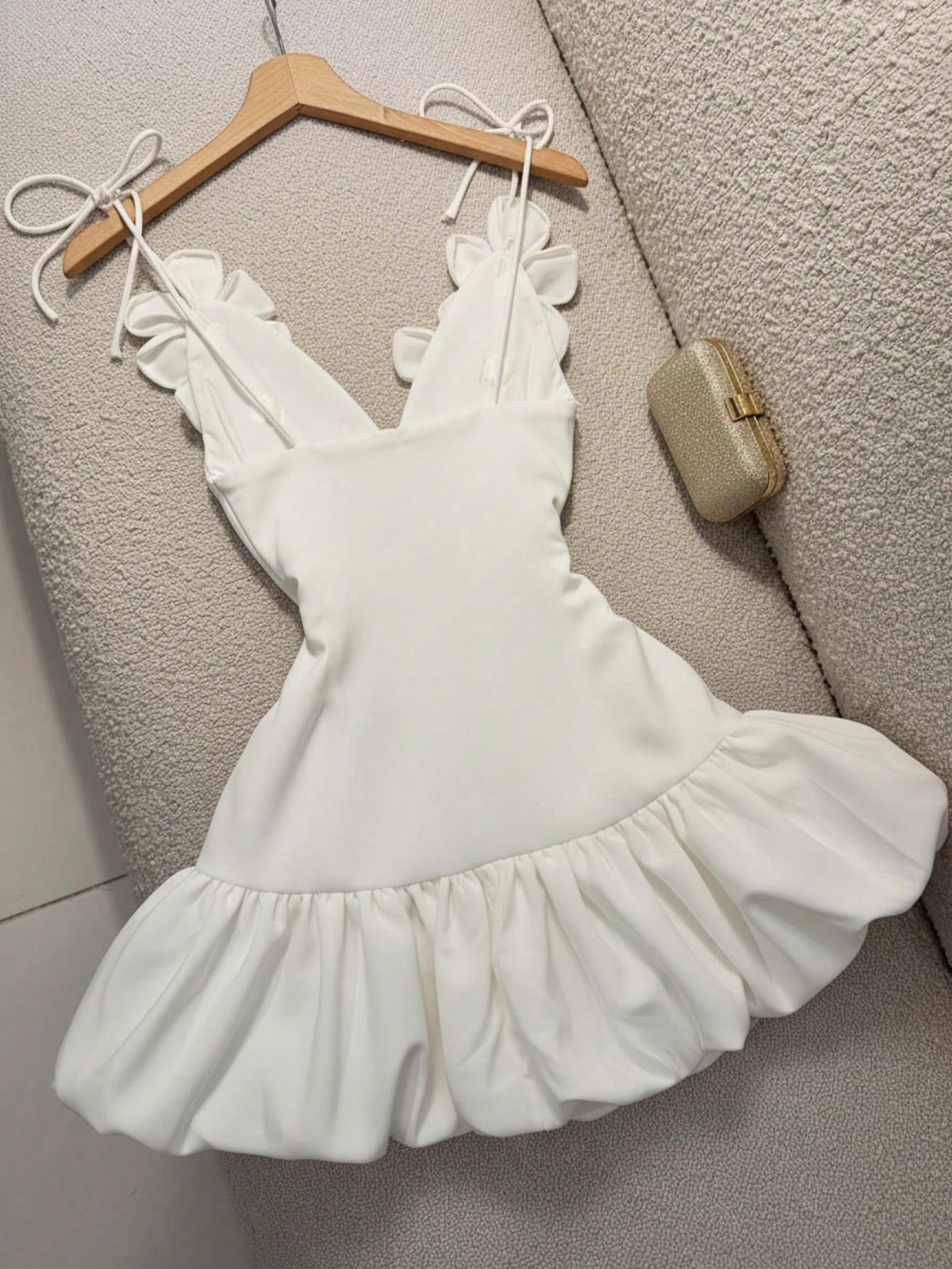 Women's Handmade Floral 3D Decor Deep V-Neck Spaghetti Strap Tie-Up