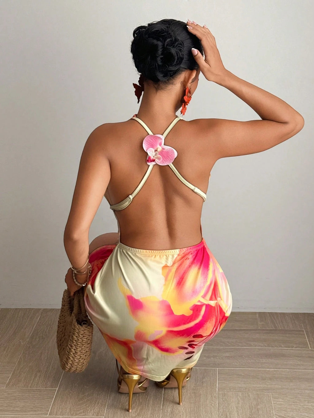 Slaydiva Summer Women's Pink Floral Backless Mini Dress,Bohemian Halter Neck 3D Flower Wrap Dress,Casual - image 4