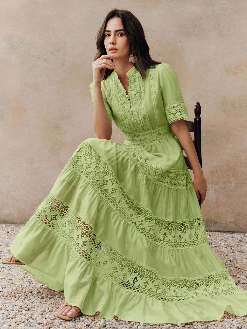 Anewsta Elegant Solid Color Lace Patchwork Round Neck Waist Cinched