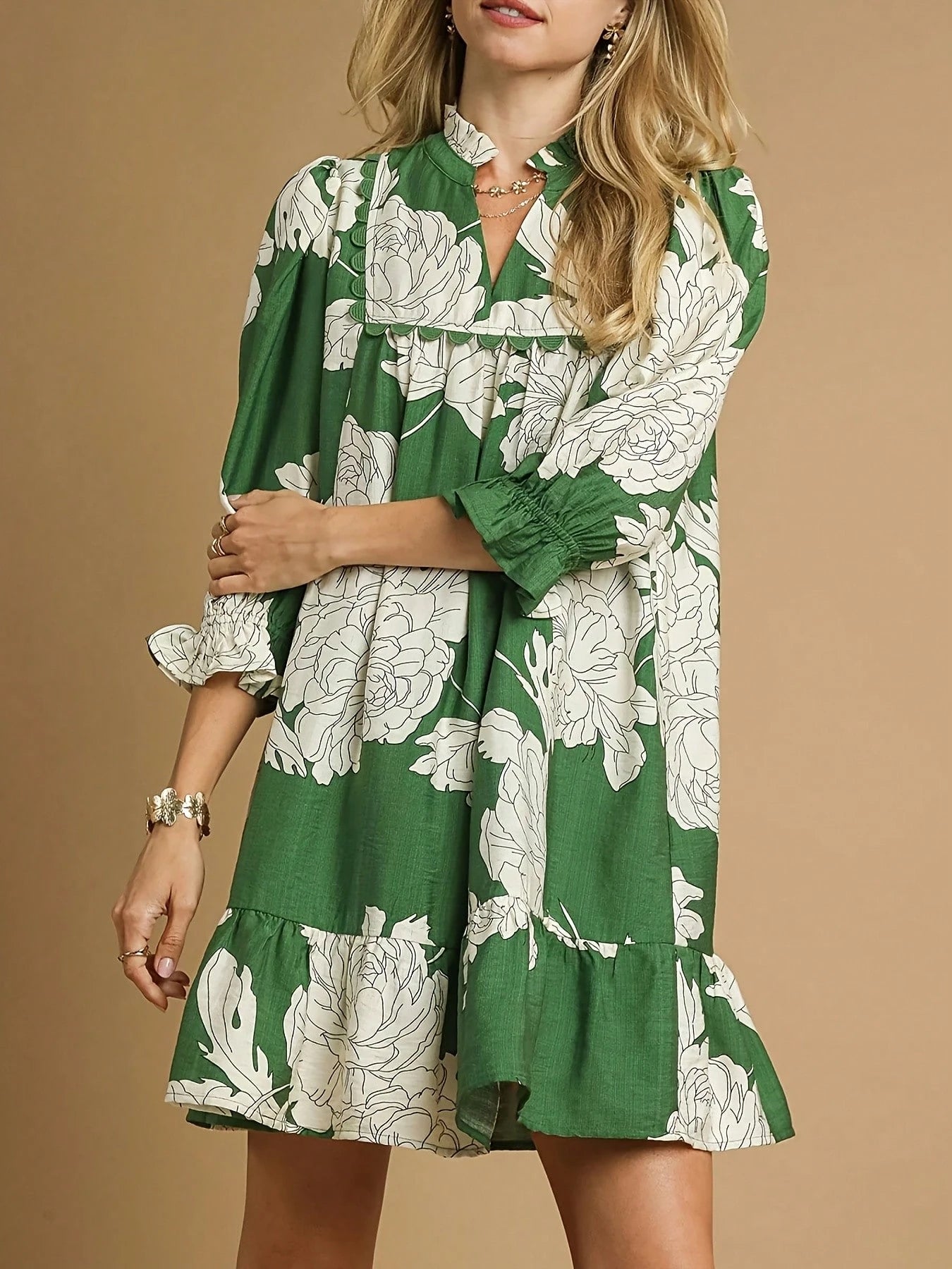 Bohemian Style Green Floral Print Mini Dress With Ruffled Hem
