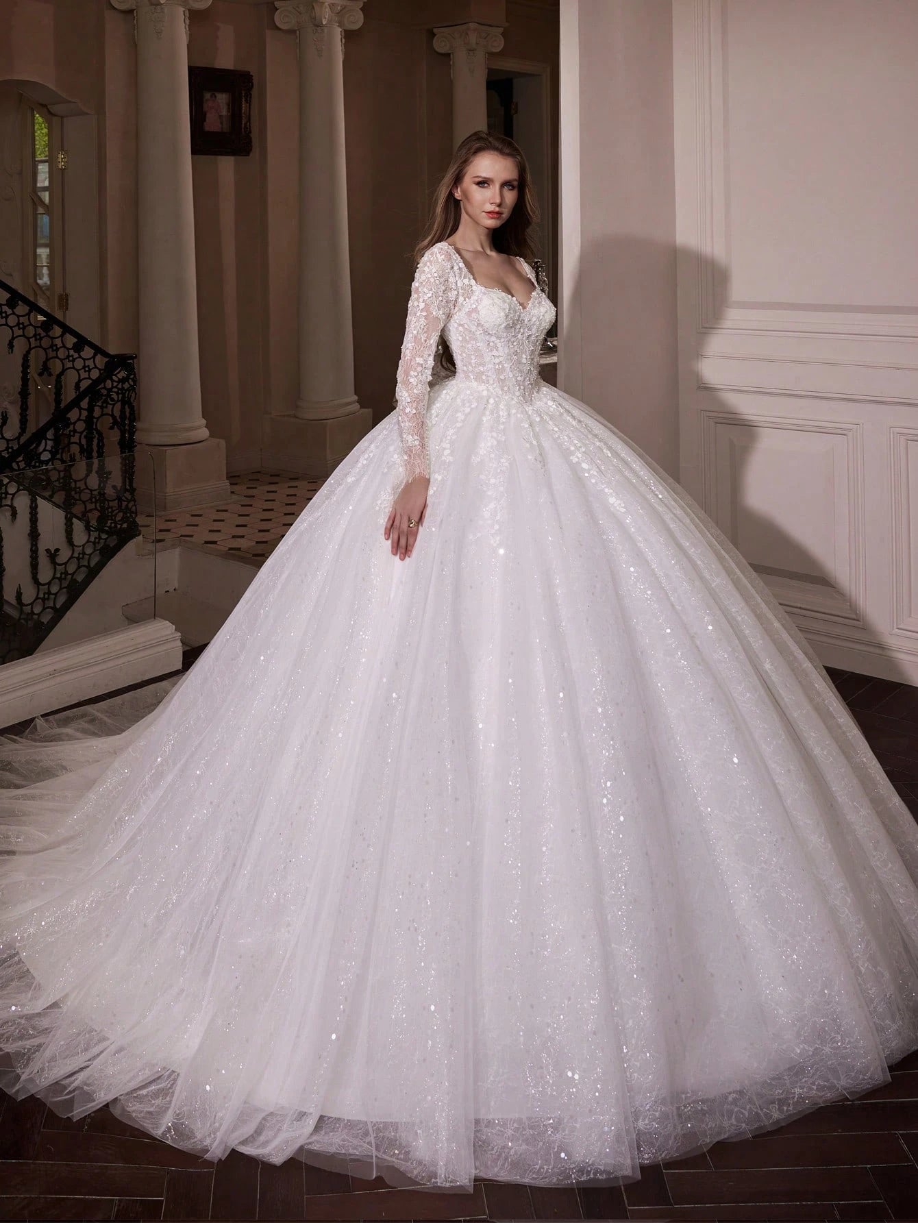 Elasola Elegant Long Formal Gown, Wedding Dress With Long Sleeves, Round Neck, Mesh Fabric, Floral Applique - image 5