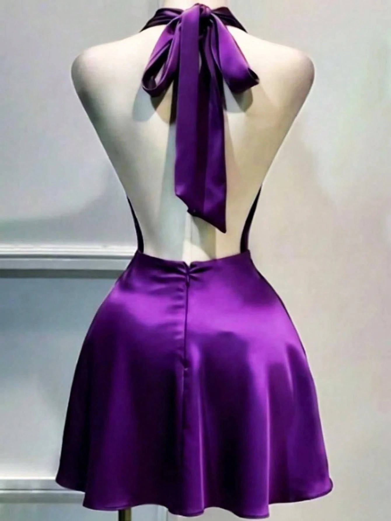 Women's Solid Color Plunging Neckline Backless Sexy Halter Mini Dress