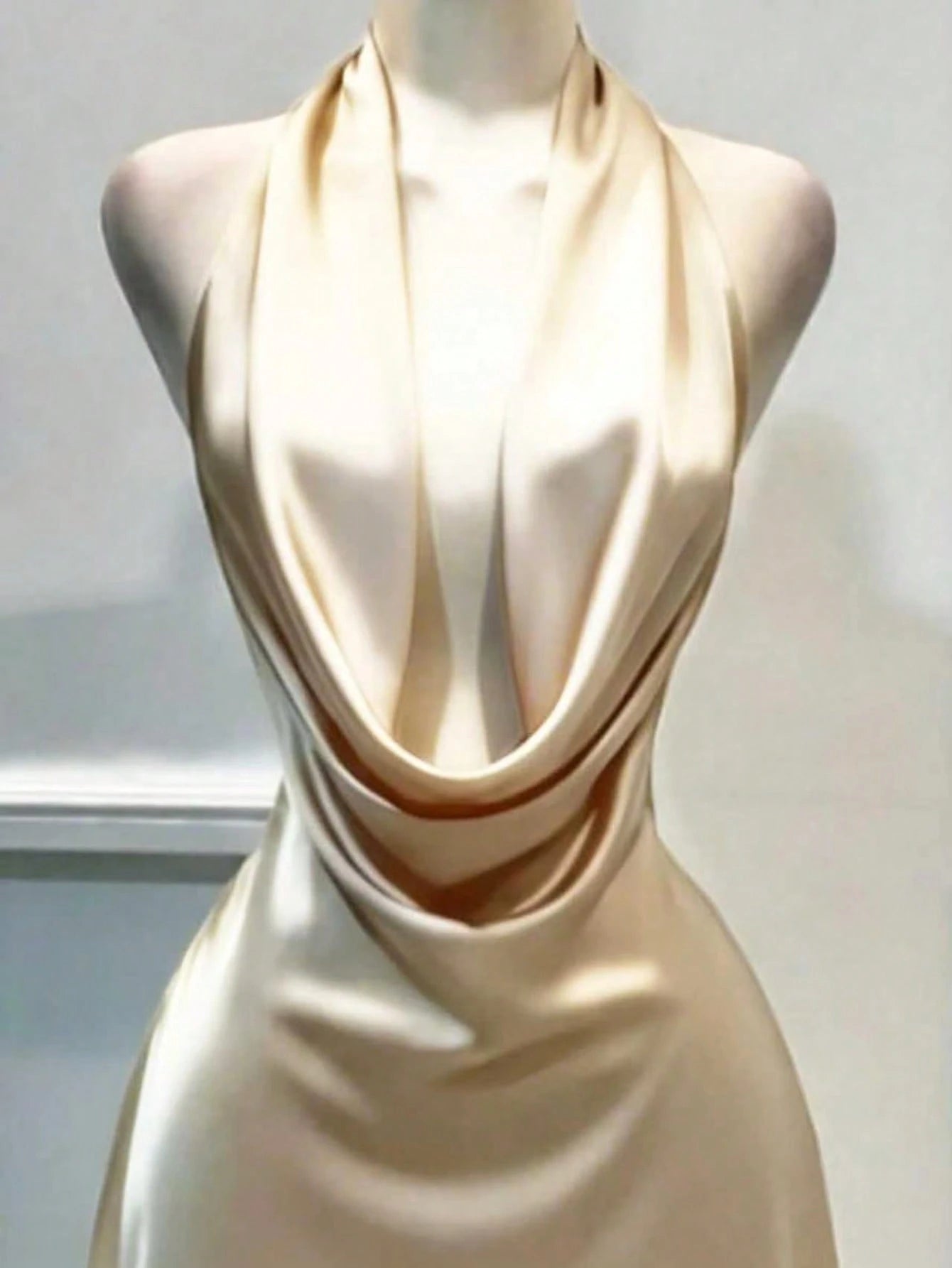 Women's Solid Color Plunging Neckline Backless Sexy Halter Mini Dress