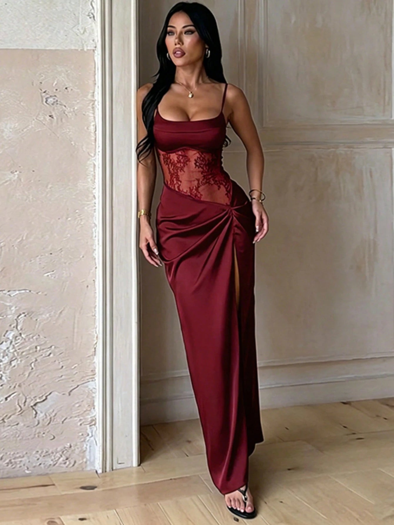 Women's Elegant Black Fitted Spaghetti Strap Dress, Lace Bodice