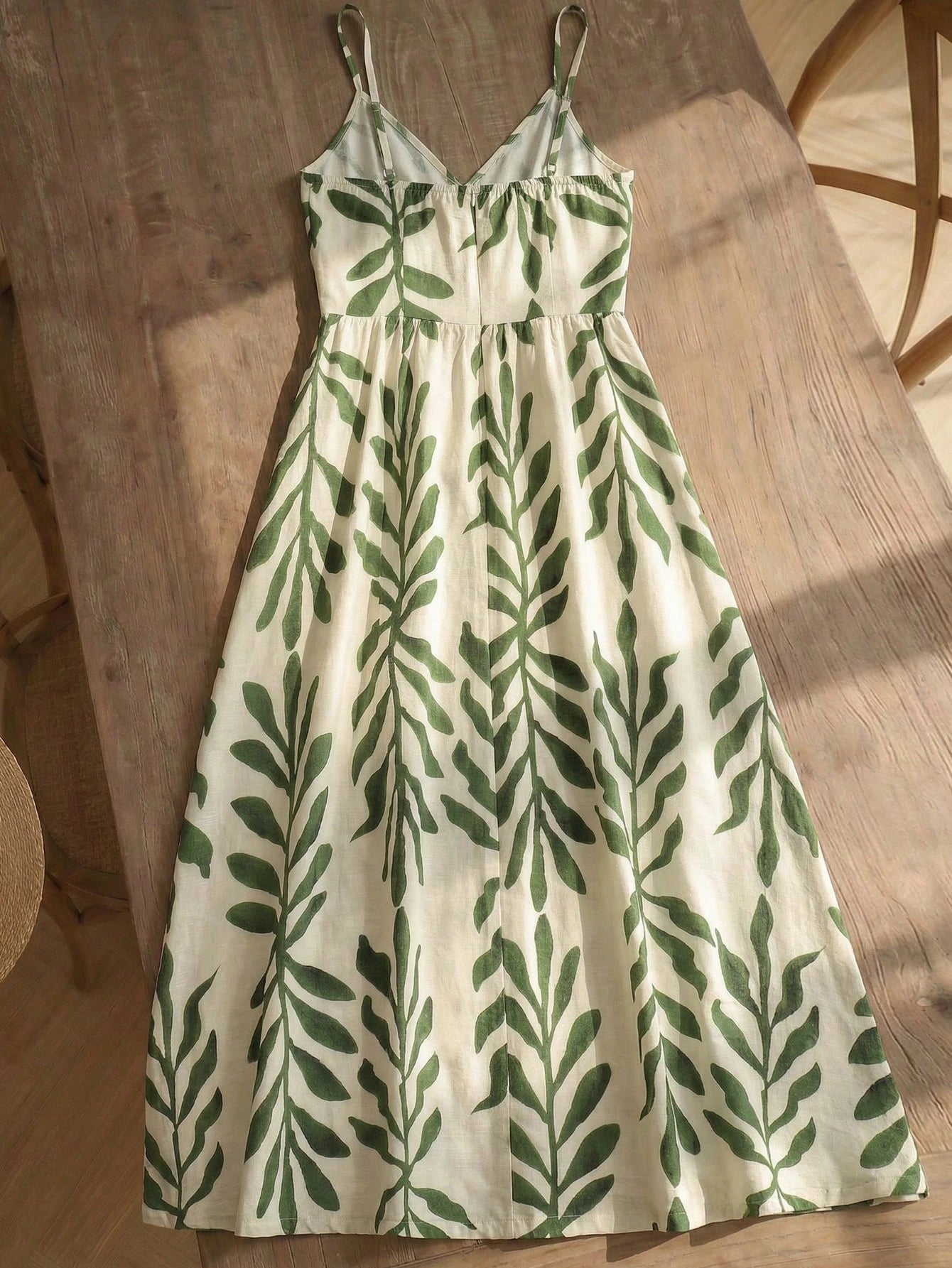Elouméa Women's Green Leaf Print Tie-Strap A-Line Dress, Suitable For