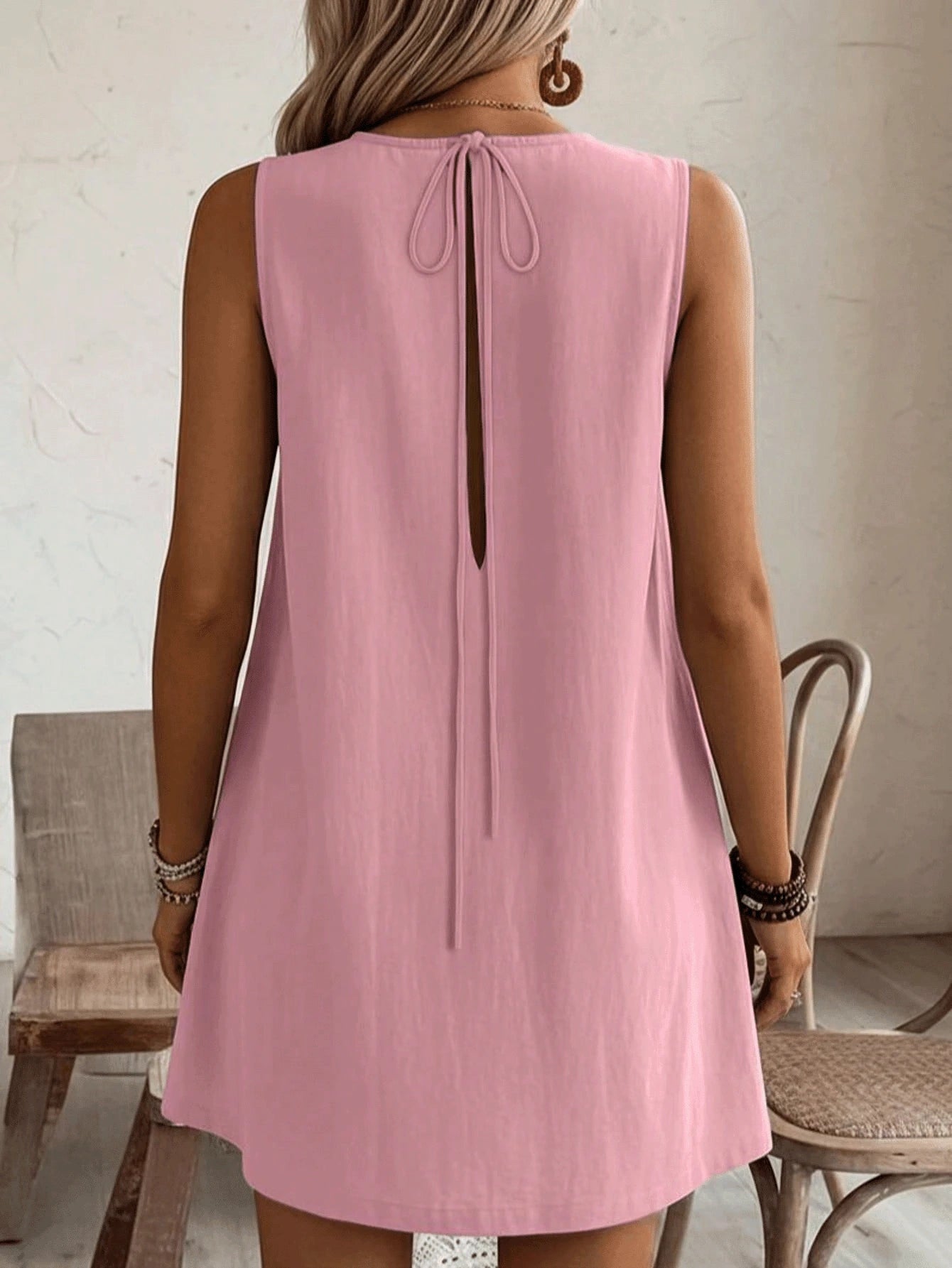2026 Women's Casual Sleeveless Ruffle Mini Dress, Round Neck Loose