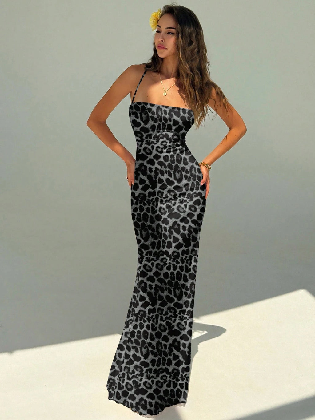 Aloruh Women's Elegant Leopard Print Backless Halter Maxi Party