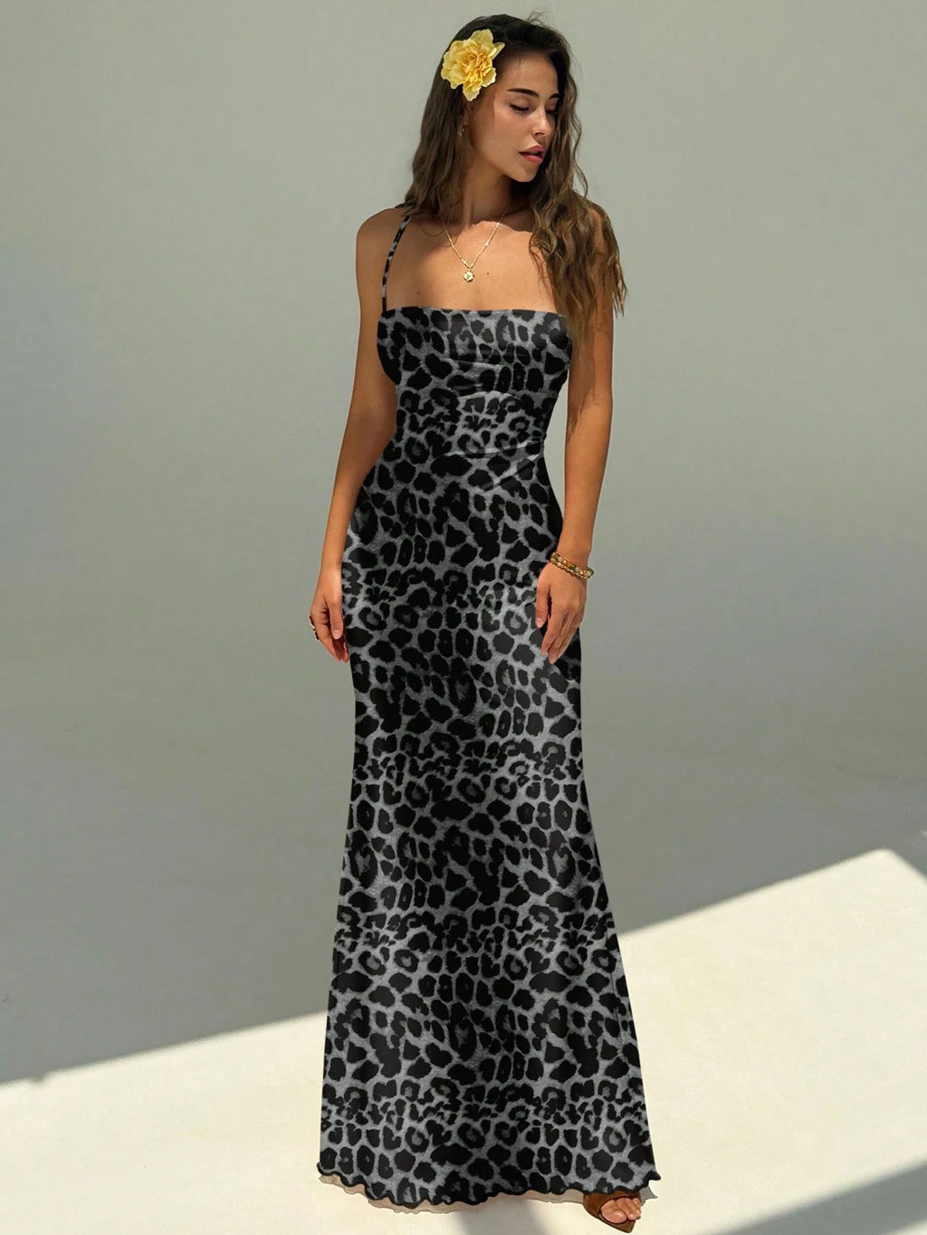 Aloruh Women's Elegant Leopard Print Backless Halter Maxi Party