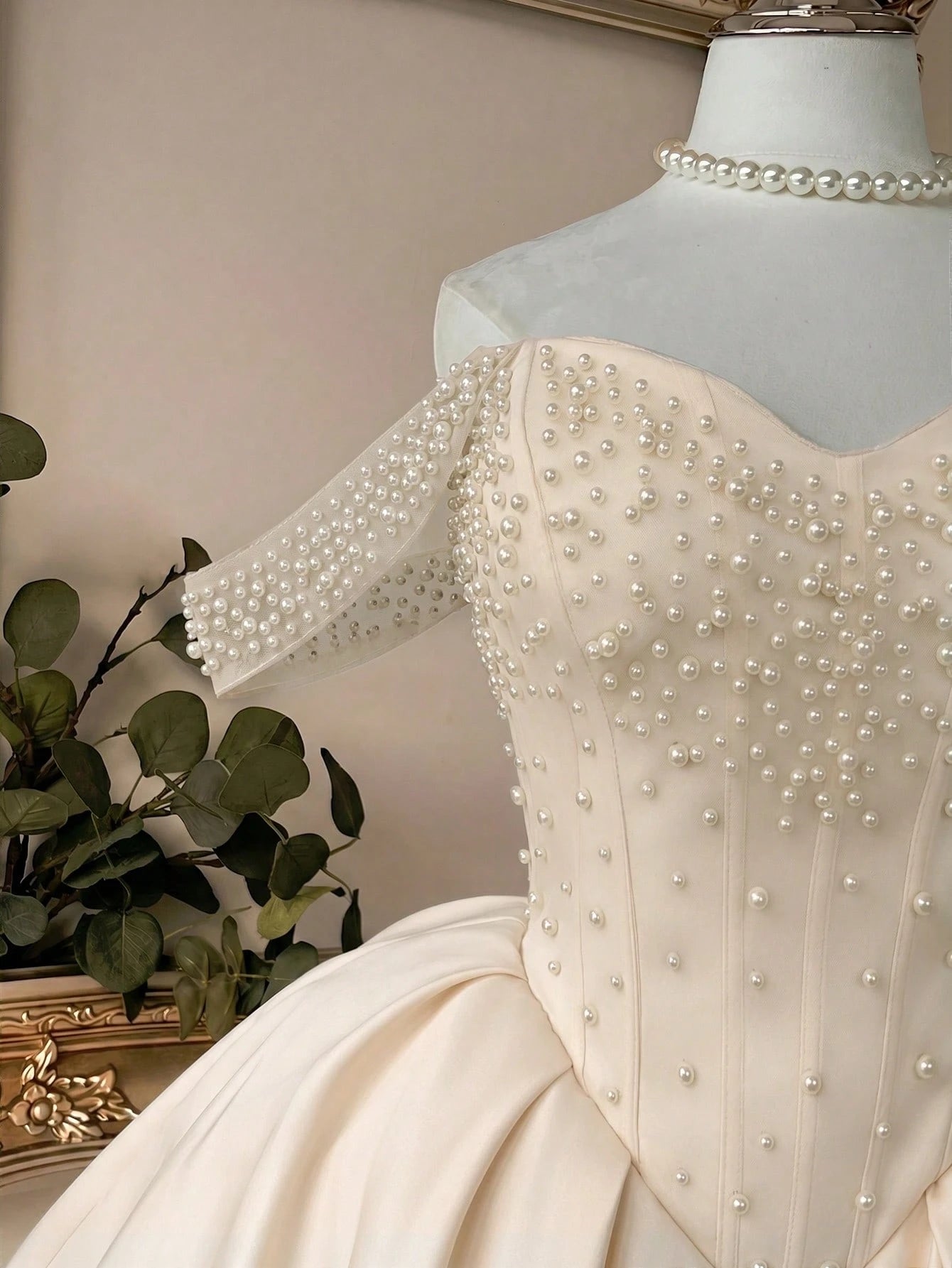 Lovelzi White Summer Elegant Bachelorette Party Wedding Dress,Luxurious Satin Pearl Embellished - image 7
