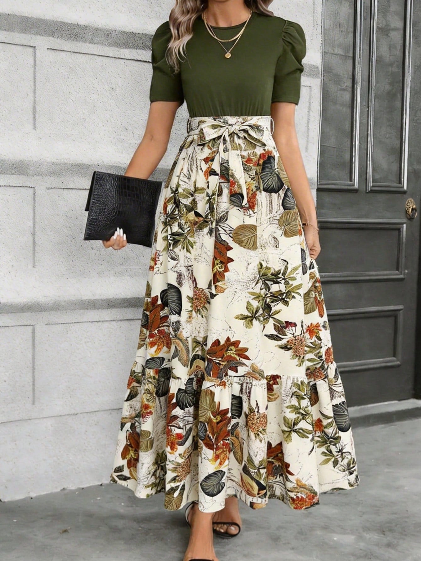 Women's Elegant A-Line Geometric Print Midi Dress With Petal Sleeve