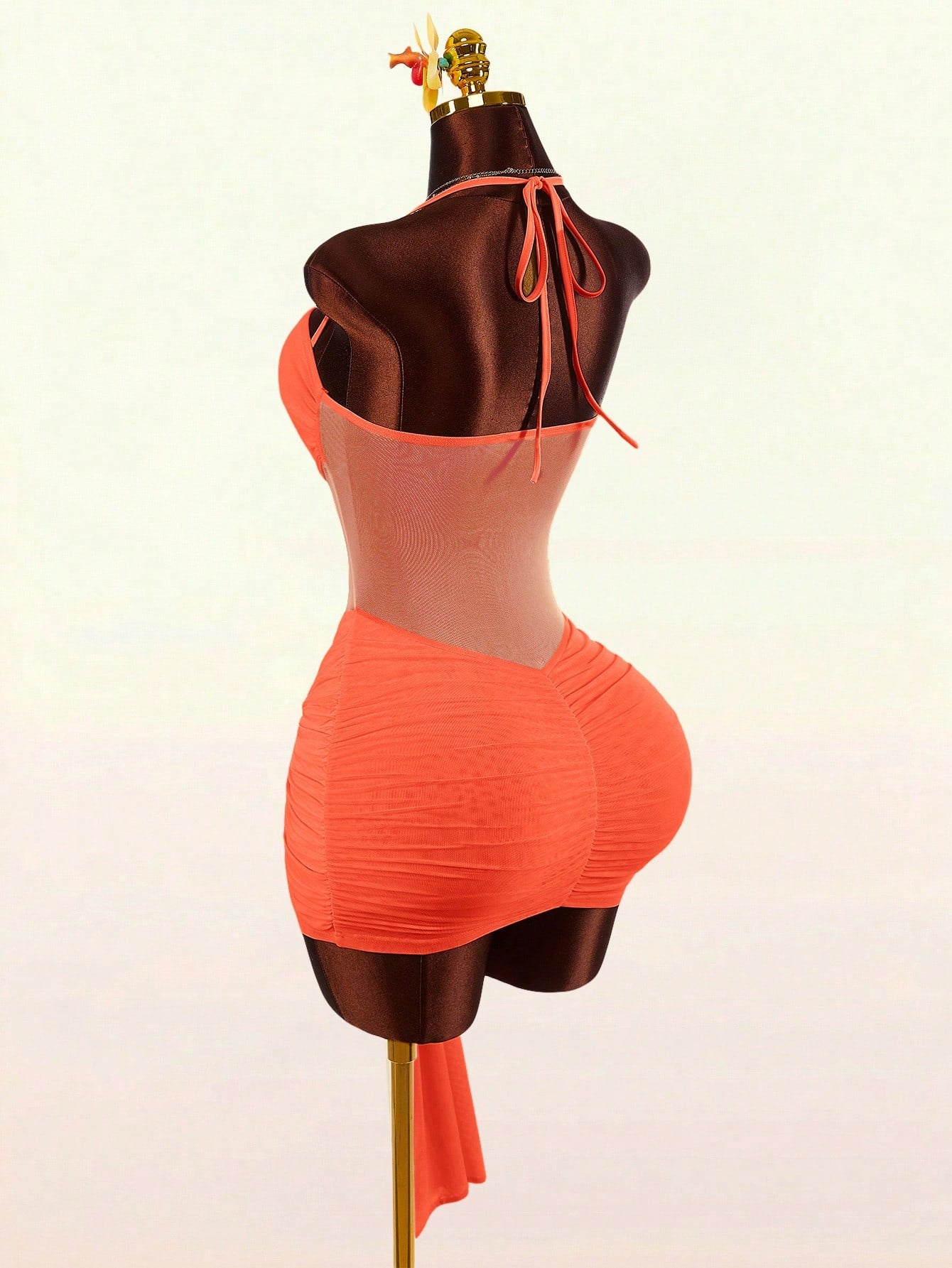 Amplova Romantic Yellow Spring Vacation Halter Front Twist V-Neck