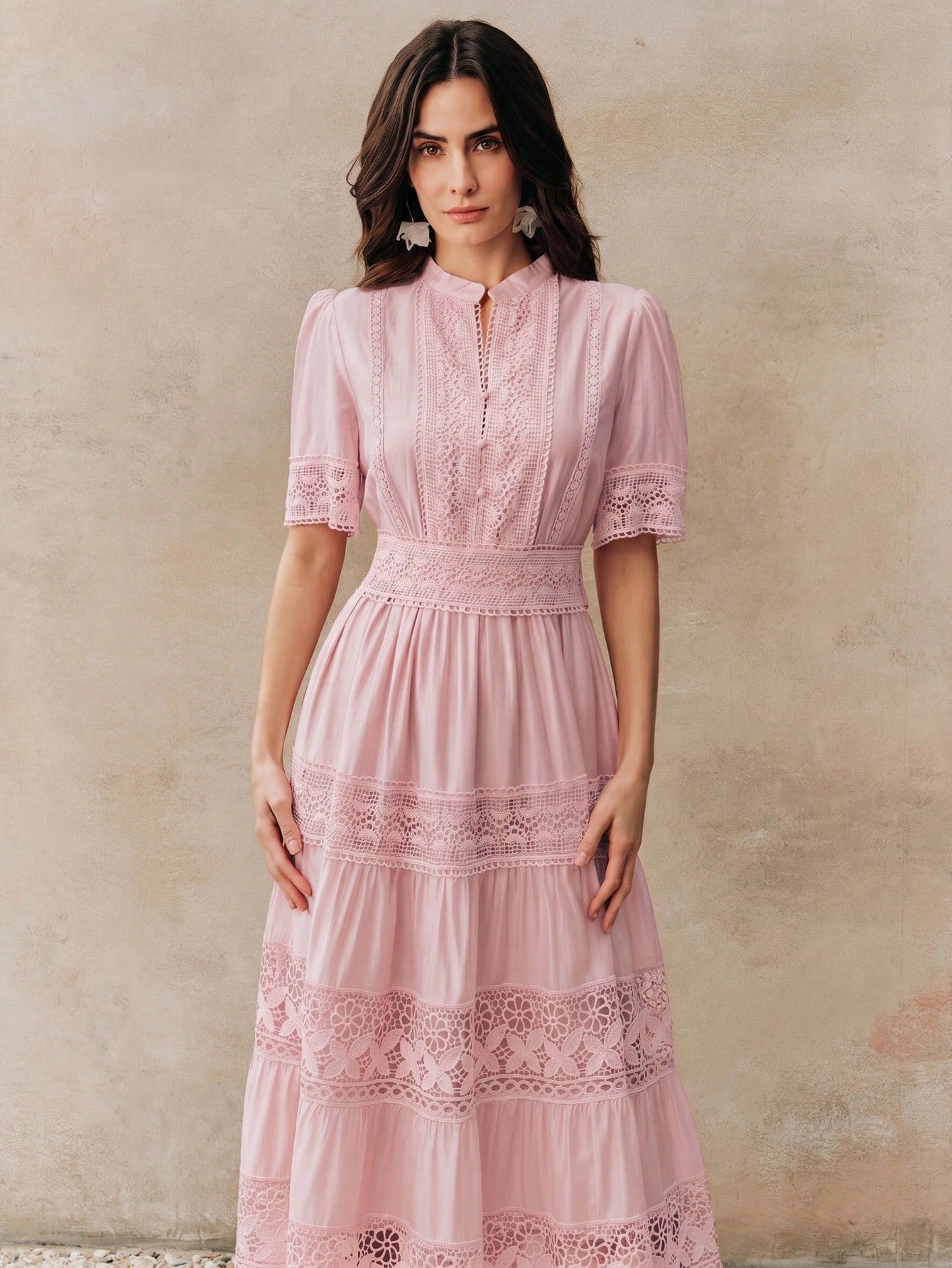 Anewsta Elegant Solid Color Lace Patchwork Round Neck Waist Cinched