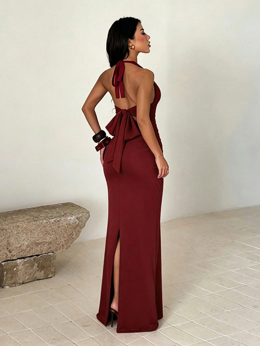 Women's Sleeveless Deep V Neck Knitted Fabric Fitted Long Dress With