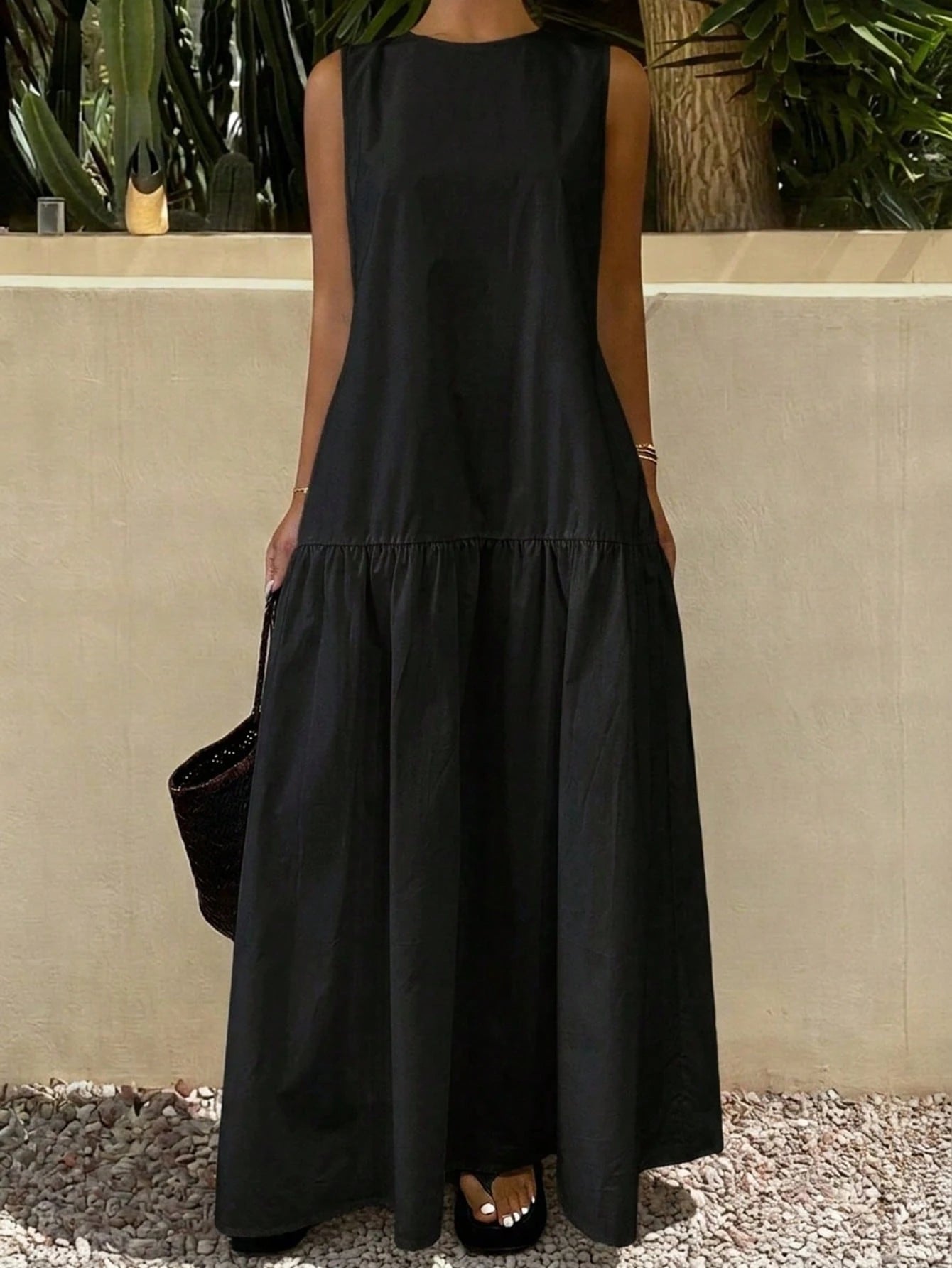 Livesso Women's Casual Solid Color Sleeveless Long Dress, Summer