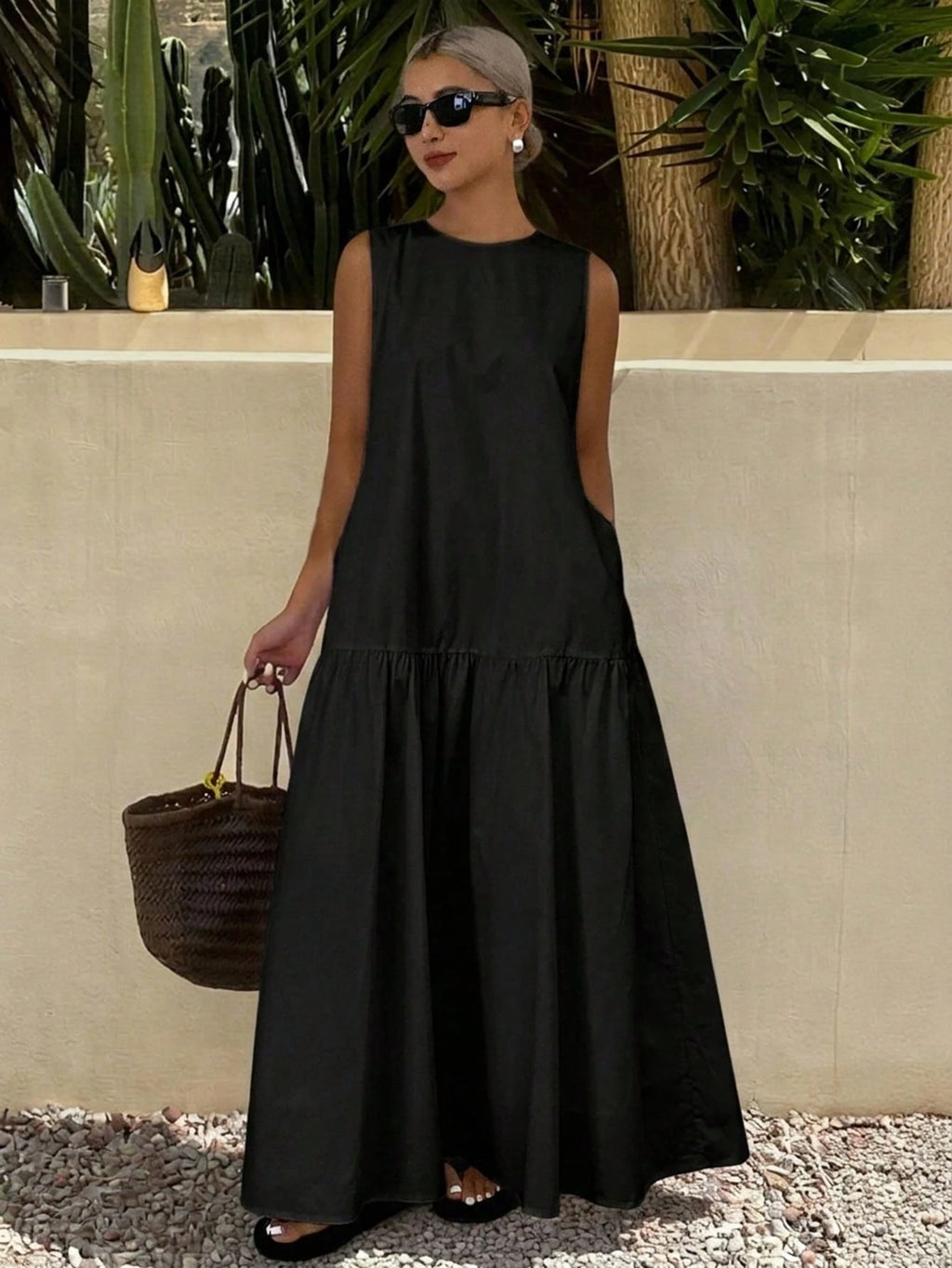 Livesso Women's Casual Solid Color Sleeveless Long Dress, Summer
