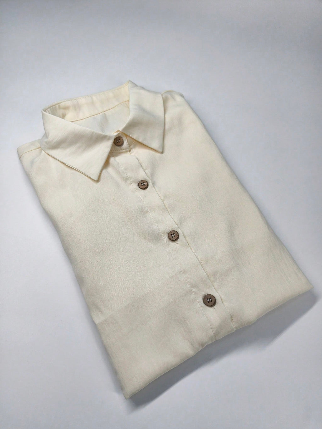 Women's Casual Ivory Woven Shirt Dress, Collared Short Sleeve Front