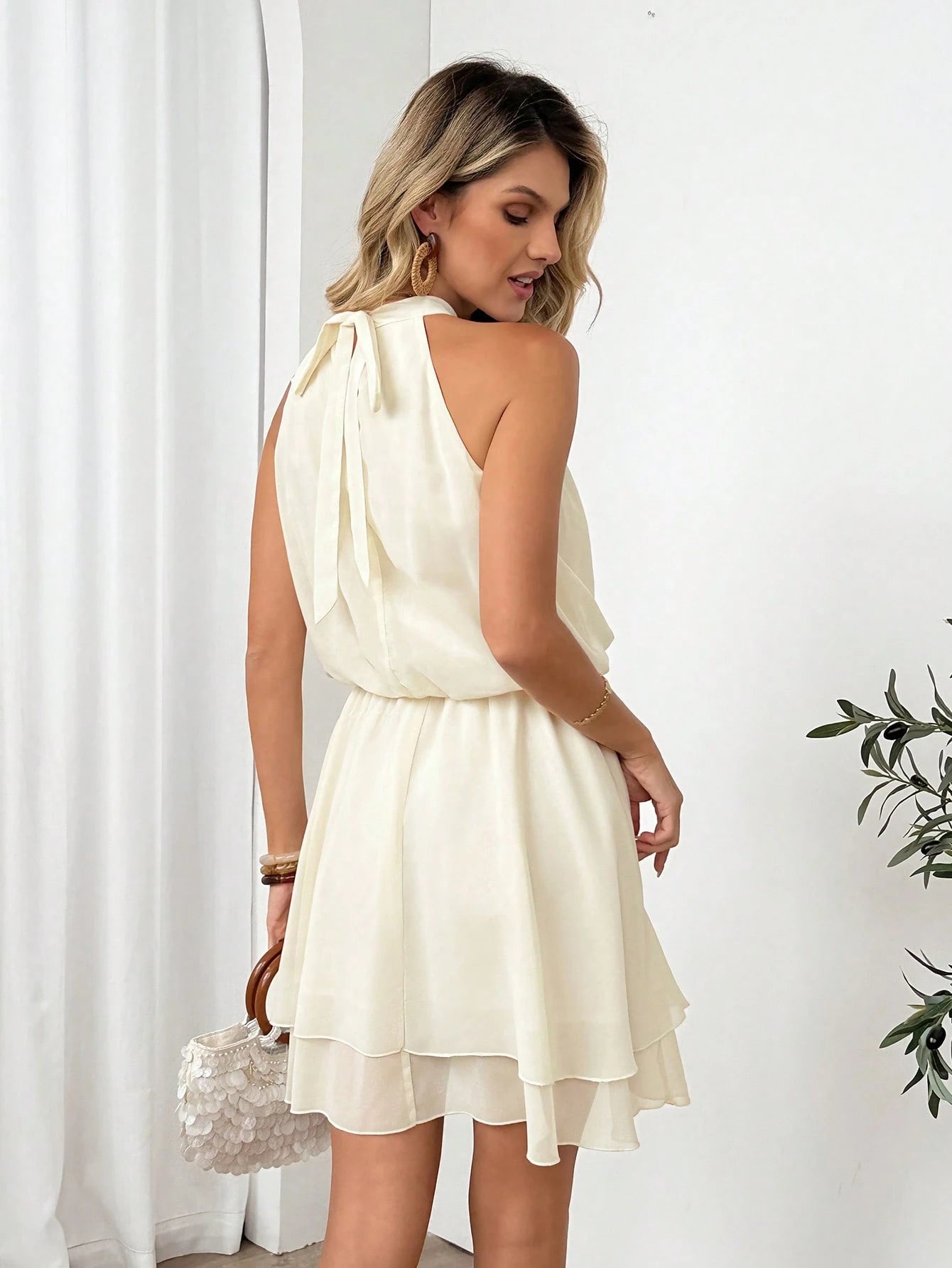 Easowa Women's Elegant Solid Color Halter Mini Dress, Summer Graduation Season Party Vacation Vacation - image 2