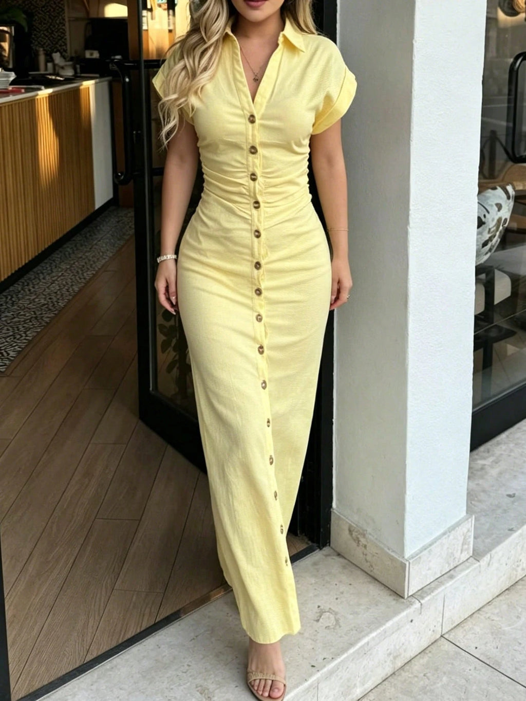 Women's Fashionable Collared Short Sleeve Front Button Solid Color