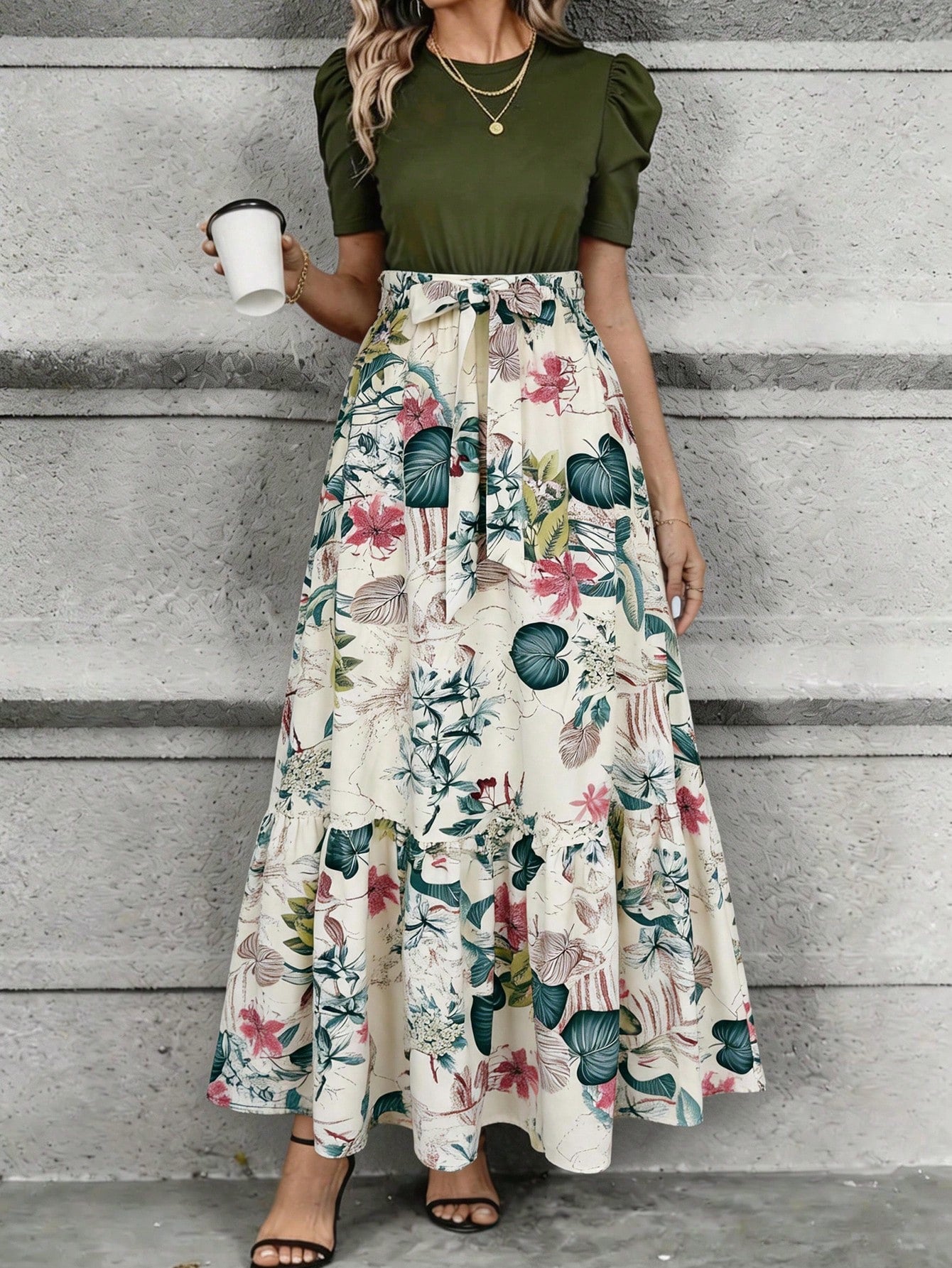 Women's Elegant A-Line Geometric Print Midi Dress With Petal Sleeve