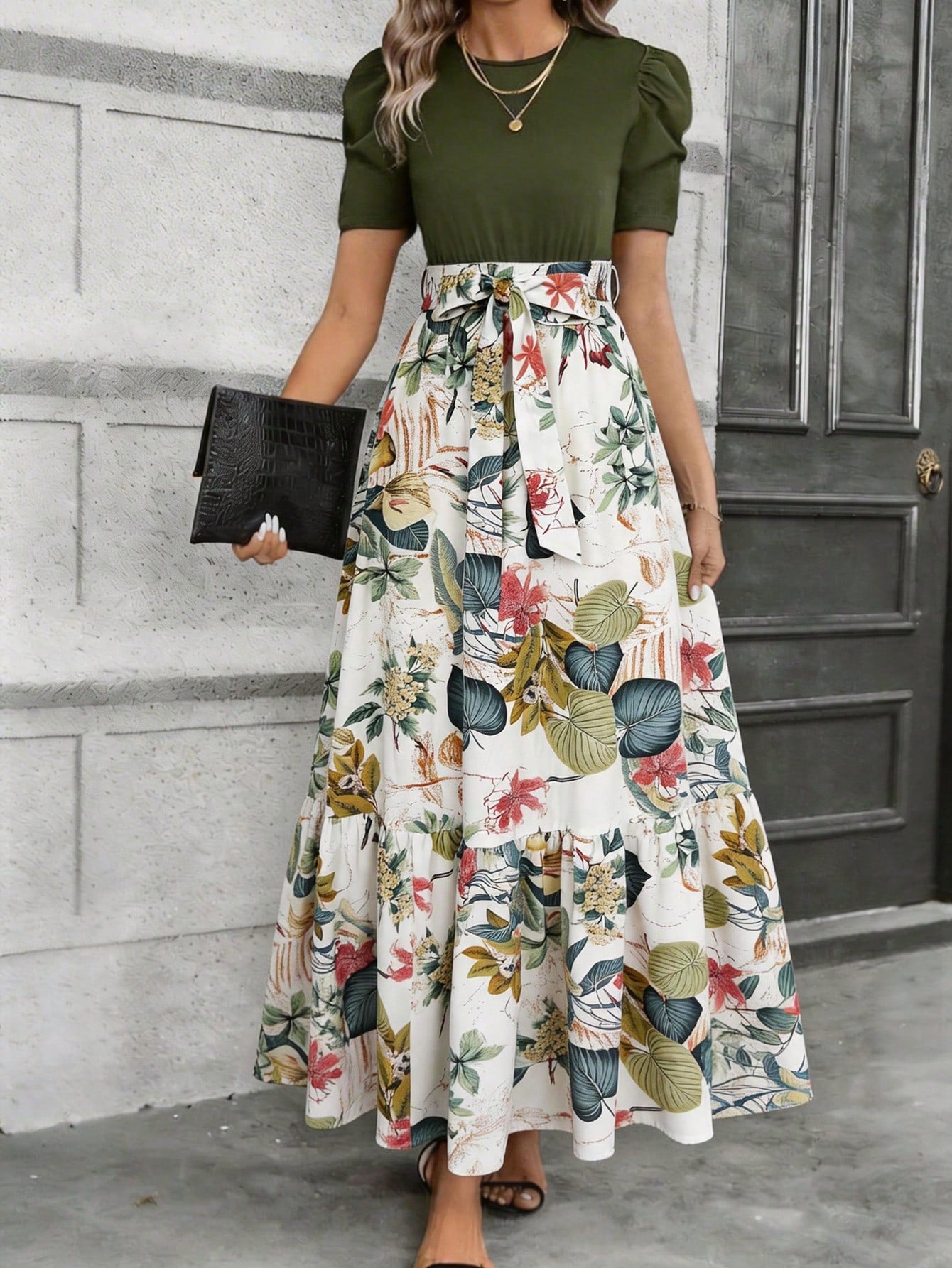 Women's Elegant A-Line Geometric Print Midi Dress With Petal Sleeve