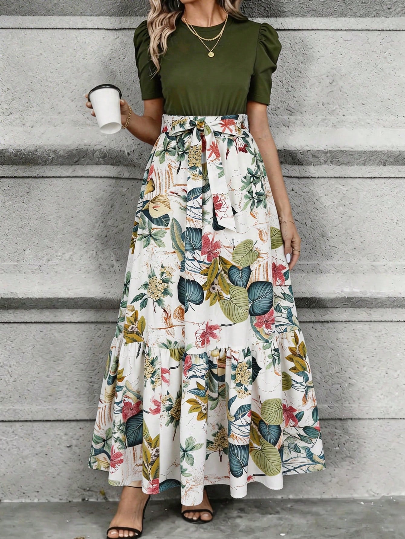Women's Elegant A-Line Geometric Print Midi Dress With Petal Sleeve