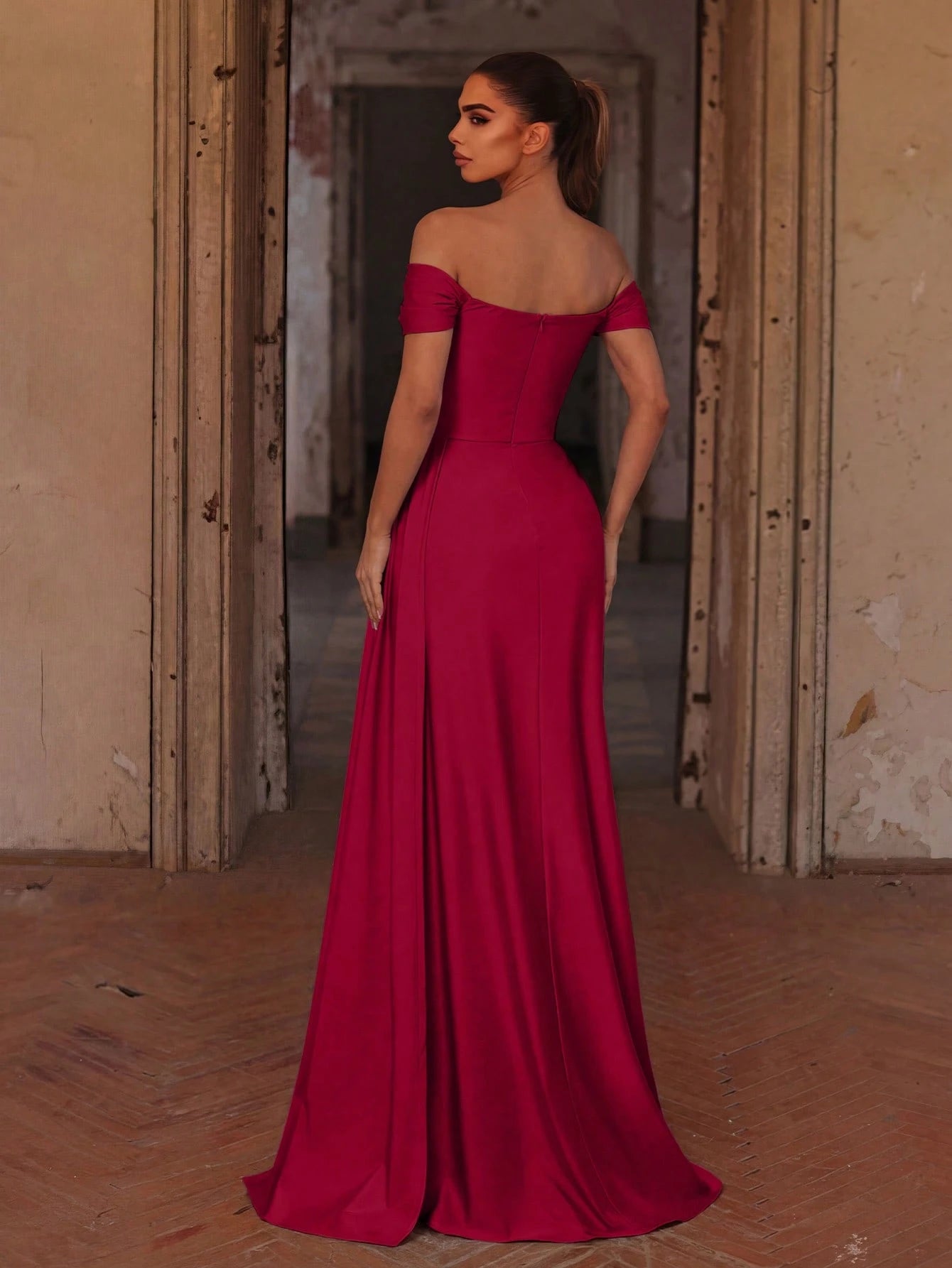 Faeriesty Elegant Off Shoulder Long Bridesmaid Dress With Pleated Design, Knit Fabric, Fitted Cut, Suitable - image 5