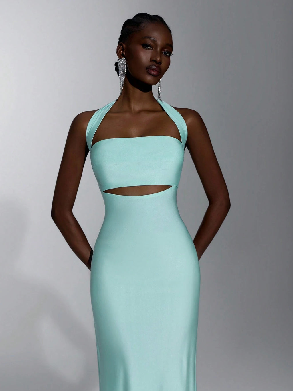Elitara Elegant, Simple, Minimalist, Light Blue, Matte Knit Fabric, Halter Neck, Strapless, Backless, - image 4