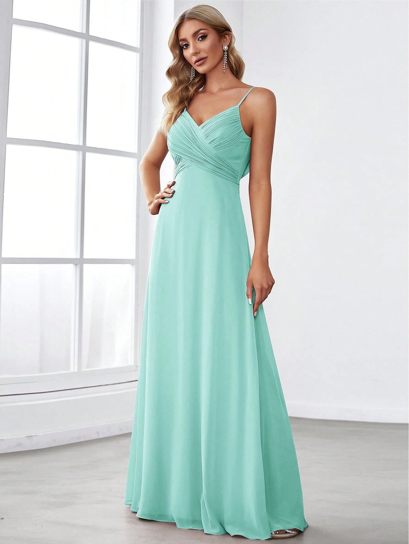 EVERPRETTY Spring Chiffon Spaghetti Strap Backless Pleated Pink