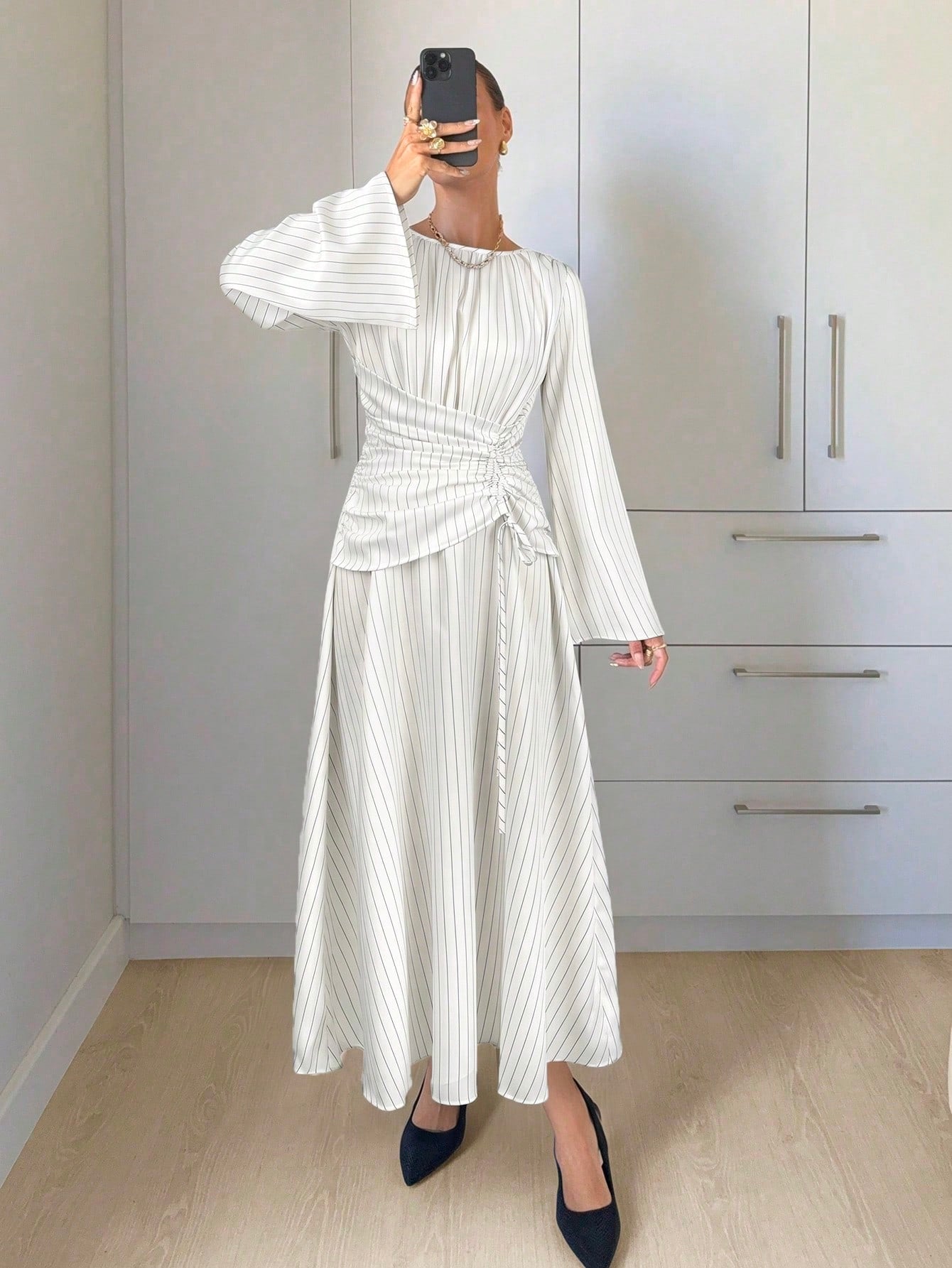 Siren Gaze Women's Navy Blue Minimalist Long Sleeve Dress, Casual