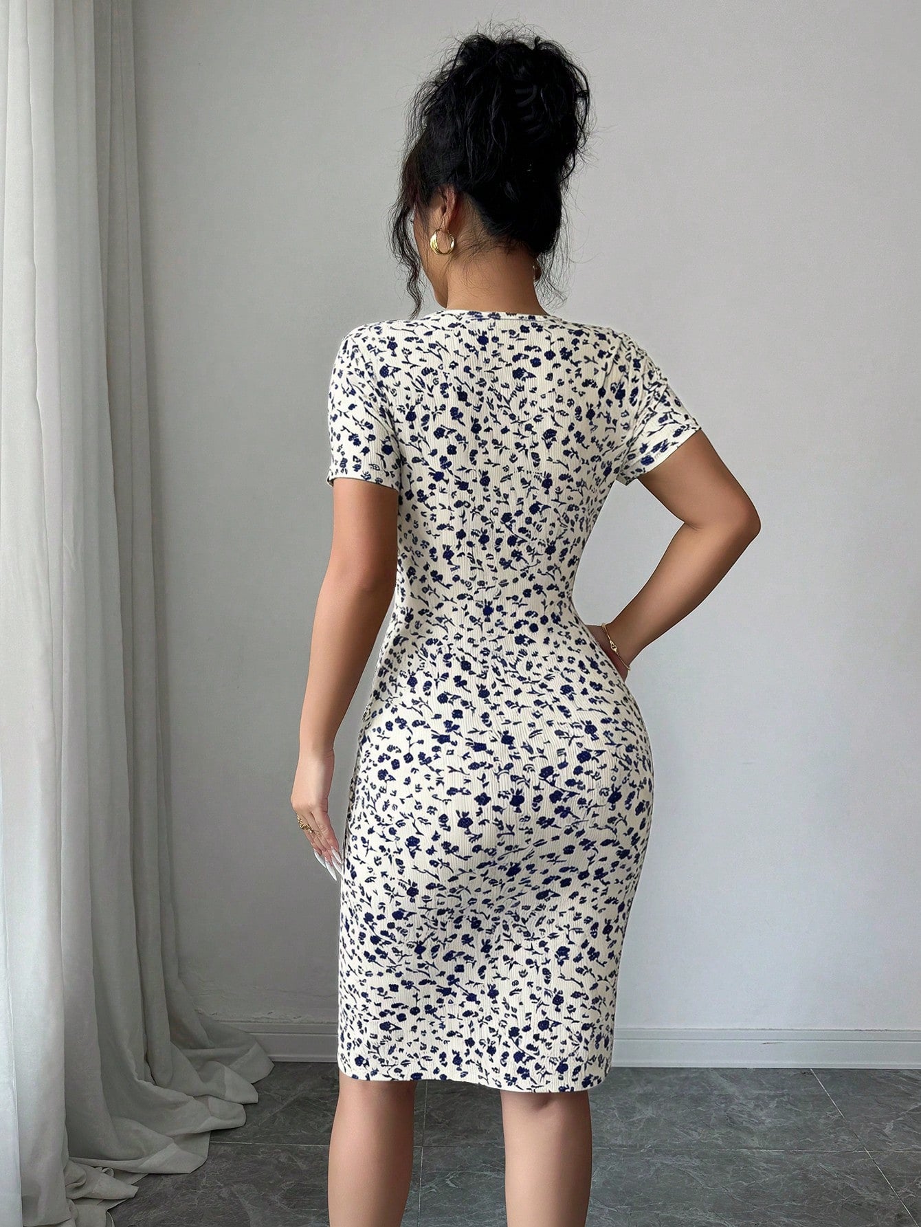 Elenzga Women's Spring/Summer Round Neck Knit Floral Short Dress, Decorated With Ditsy Floral Pattern, - image 12