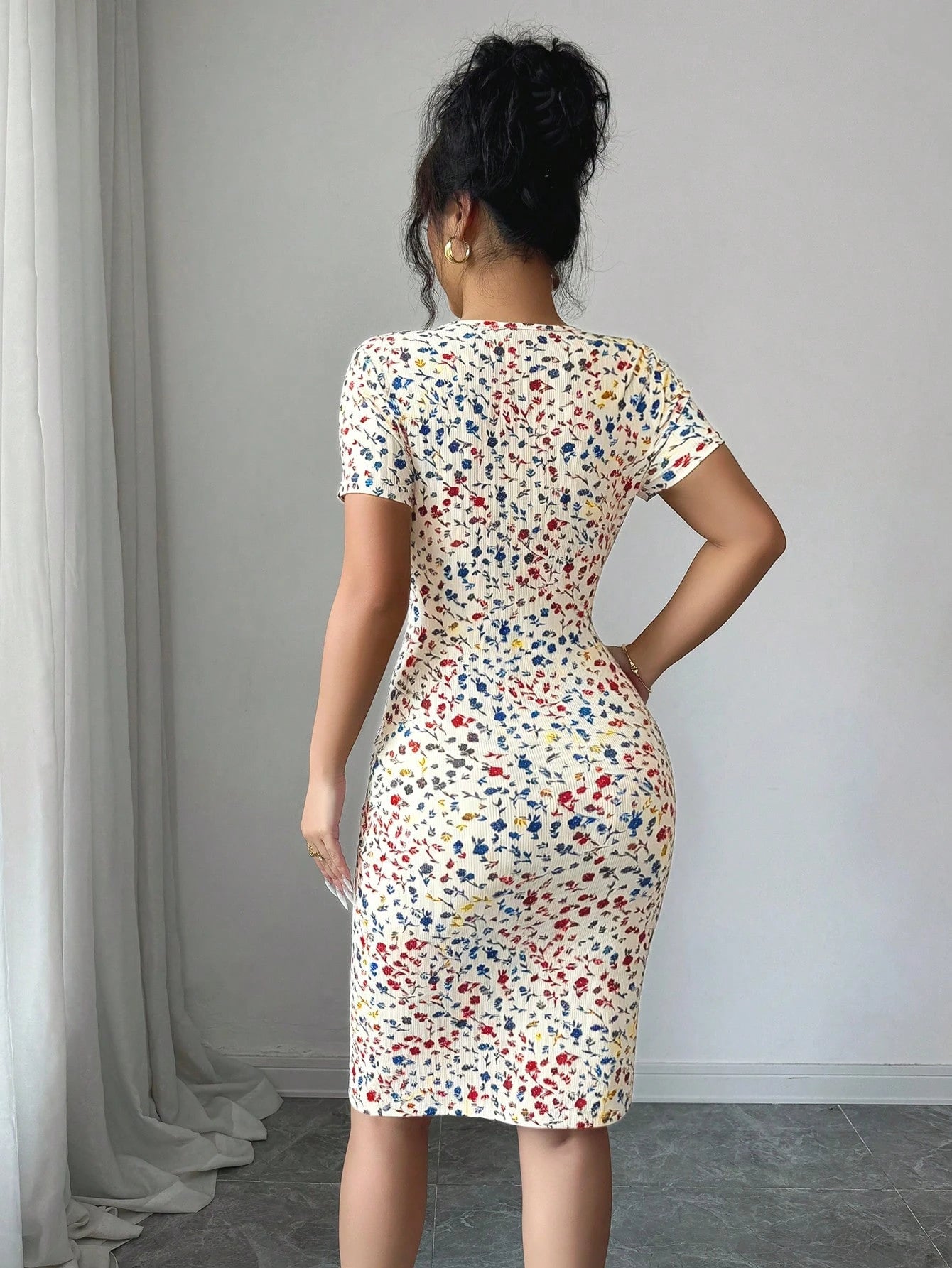 Elenzga Women's Spring/Summer Round Neck Knit Floral Short Dress, Decorated With Ditsy Floral Pattern, - image 8