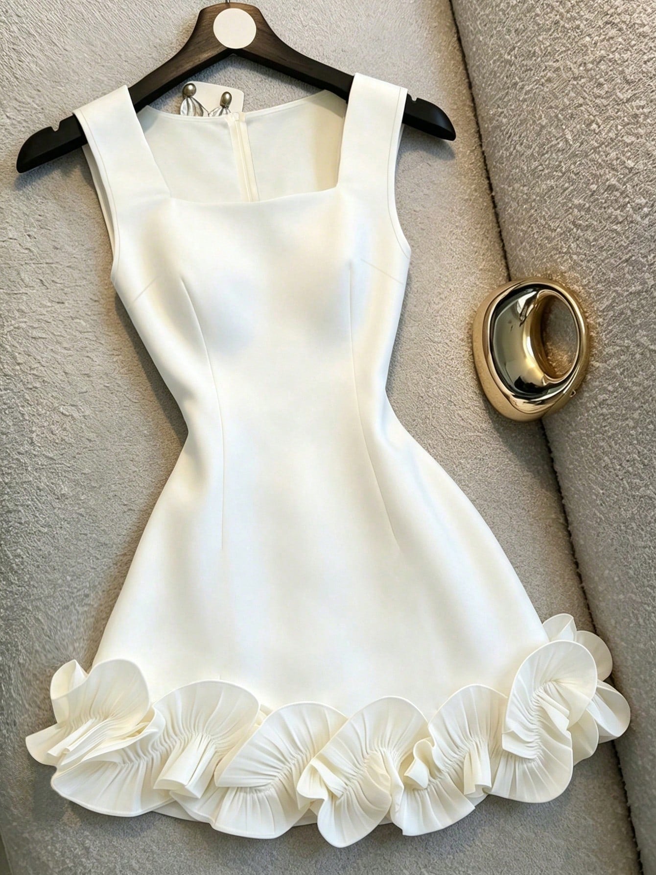 Franclia Elegant White Summer Square-Neck Sleeveless Dress With Ruffles,Perfect For Bar Party,Wedding - image 6