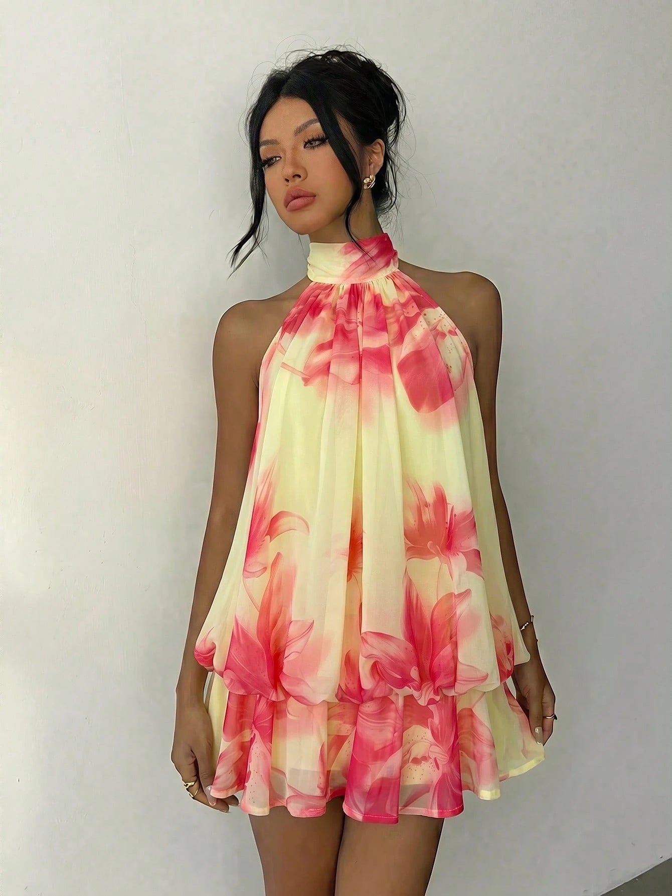 Aloruh Chic Green Halter Neck Mini Dress For Women Casual A Line