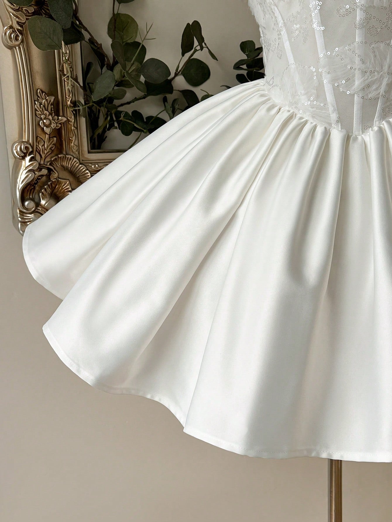 Lovelzi Elegant White Sequined Embroidered Satin 3D Flowers Off-Shoulder A-Line Short Bridal Shower Dress For - image 5